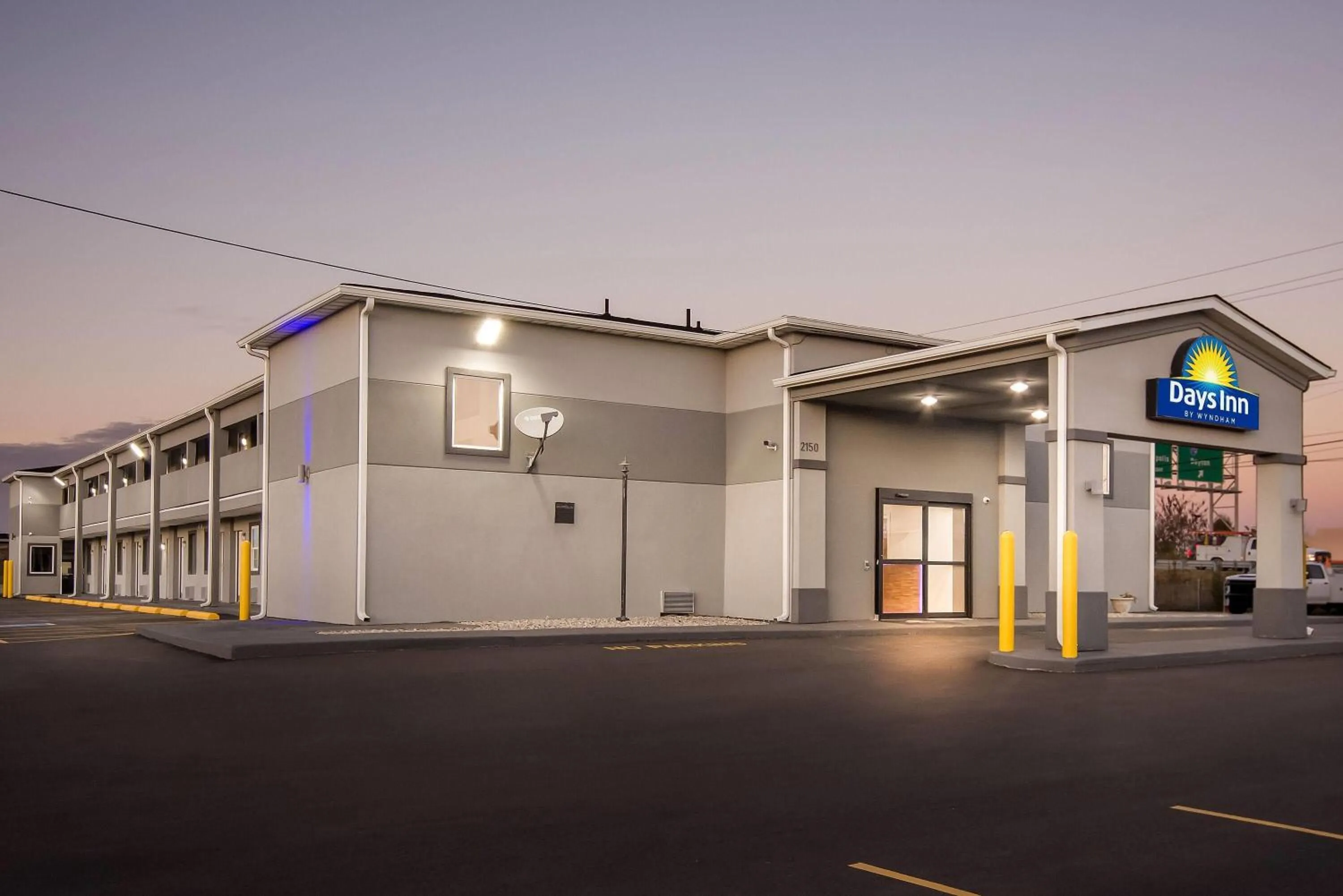 Property building in Days Inn by Wyndham Indianapolis East Post Road