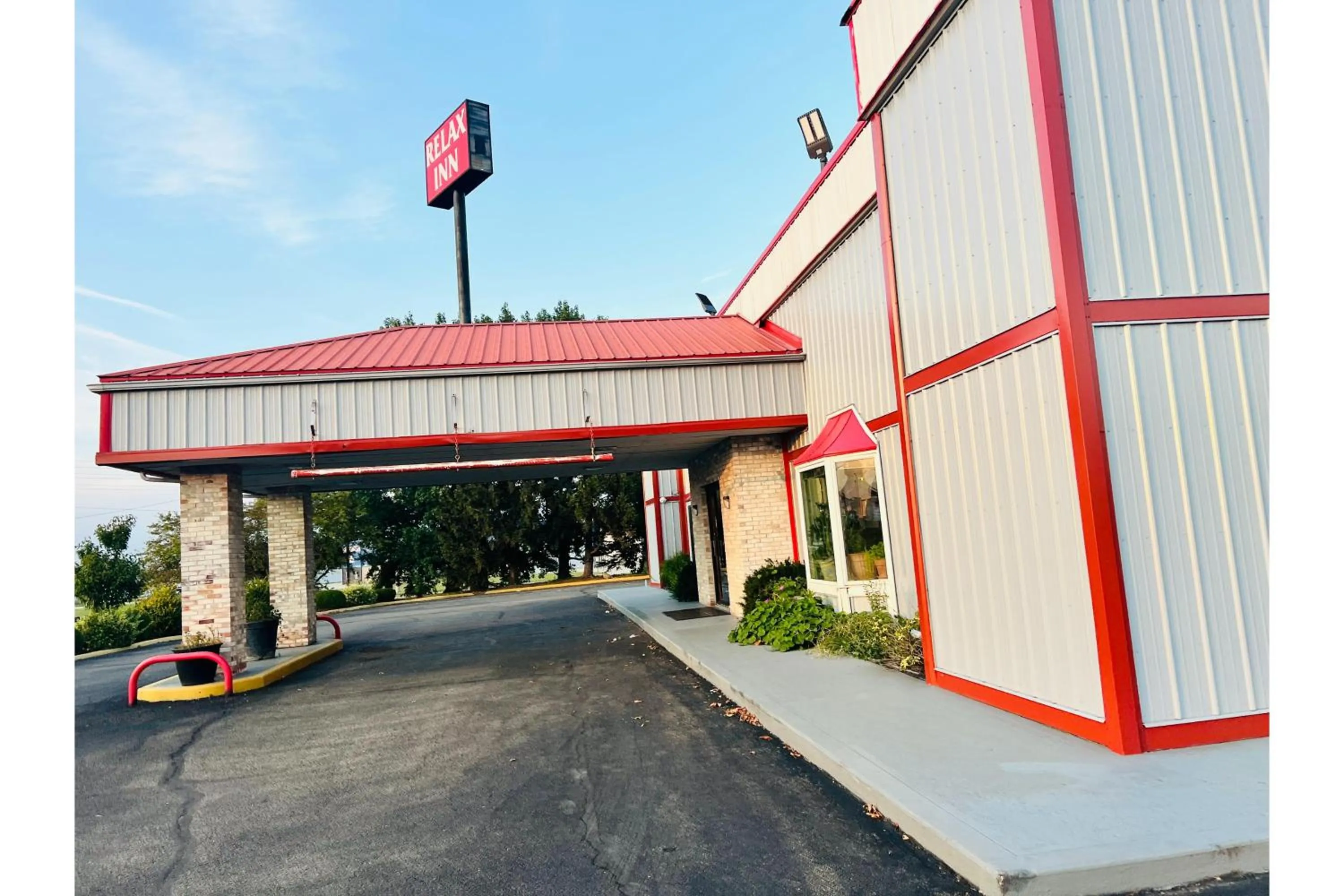 Facade/entrance in Relax Inn