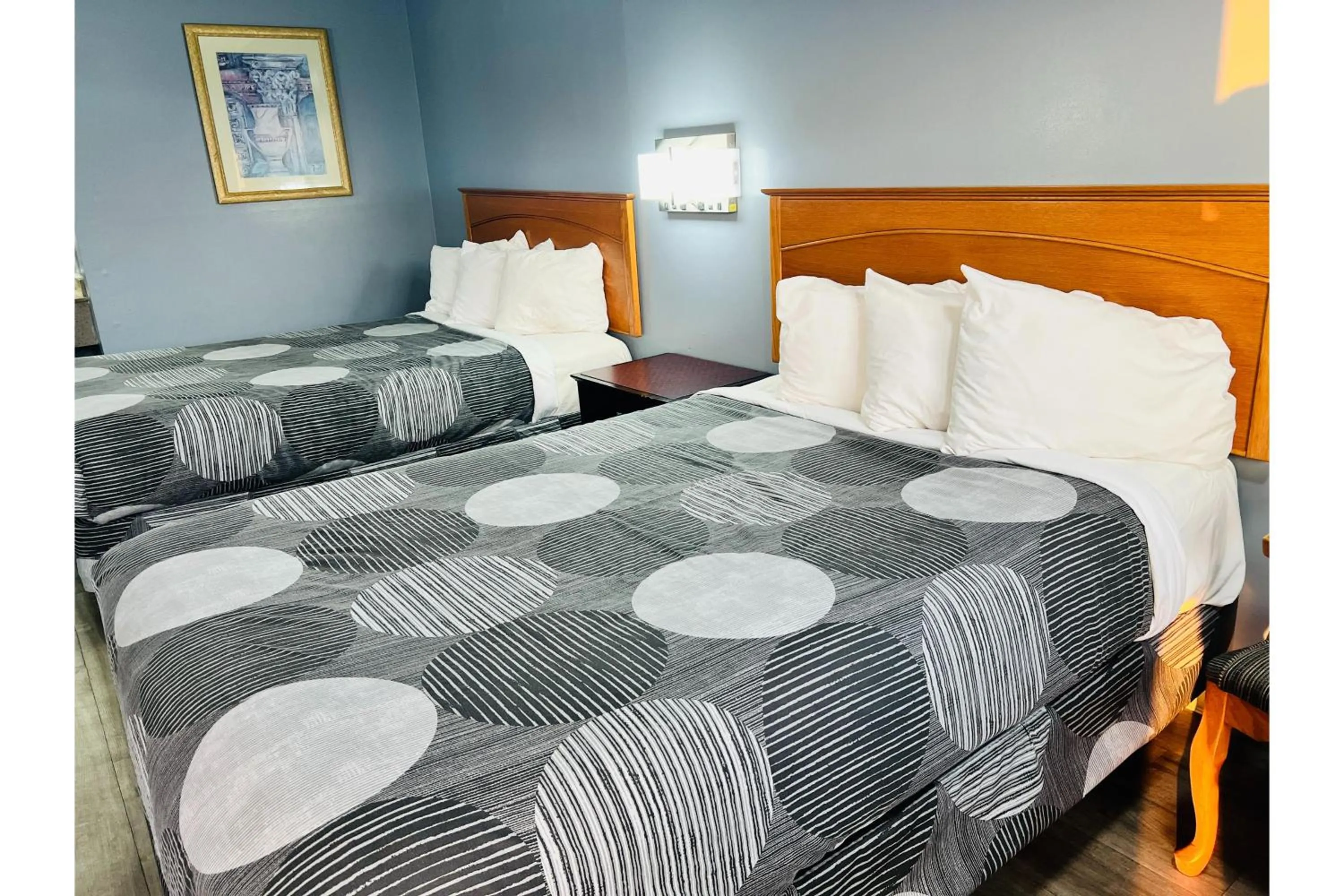 Bedroom, Bed in Relax Inn