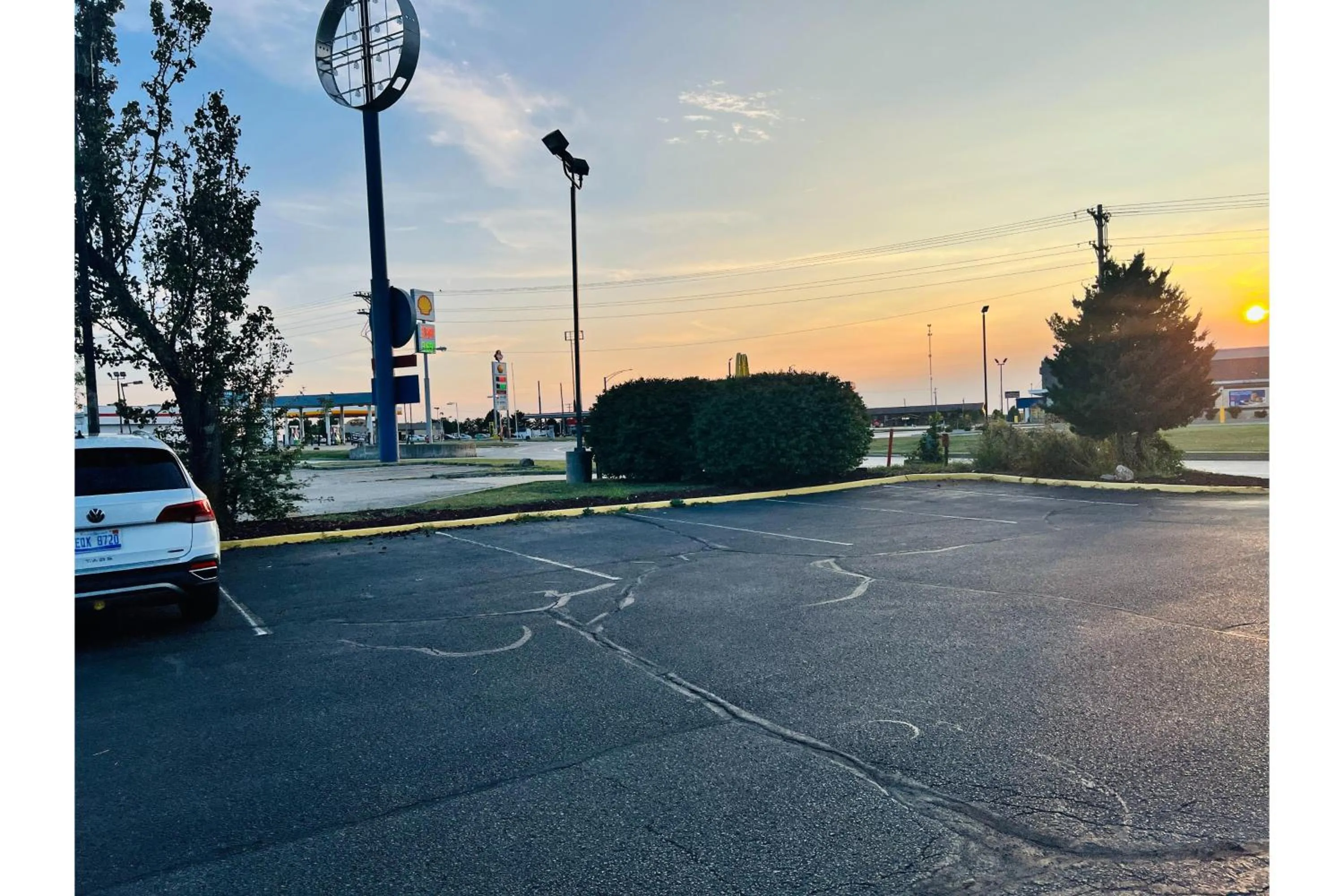 Facade/entrance in Relax Inn