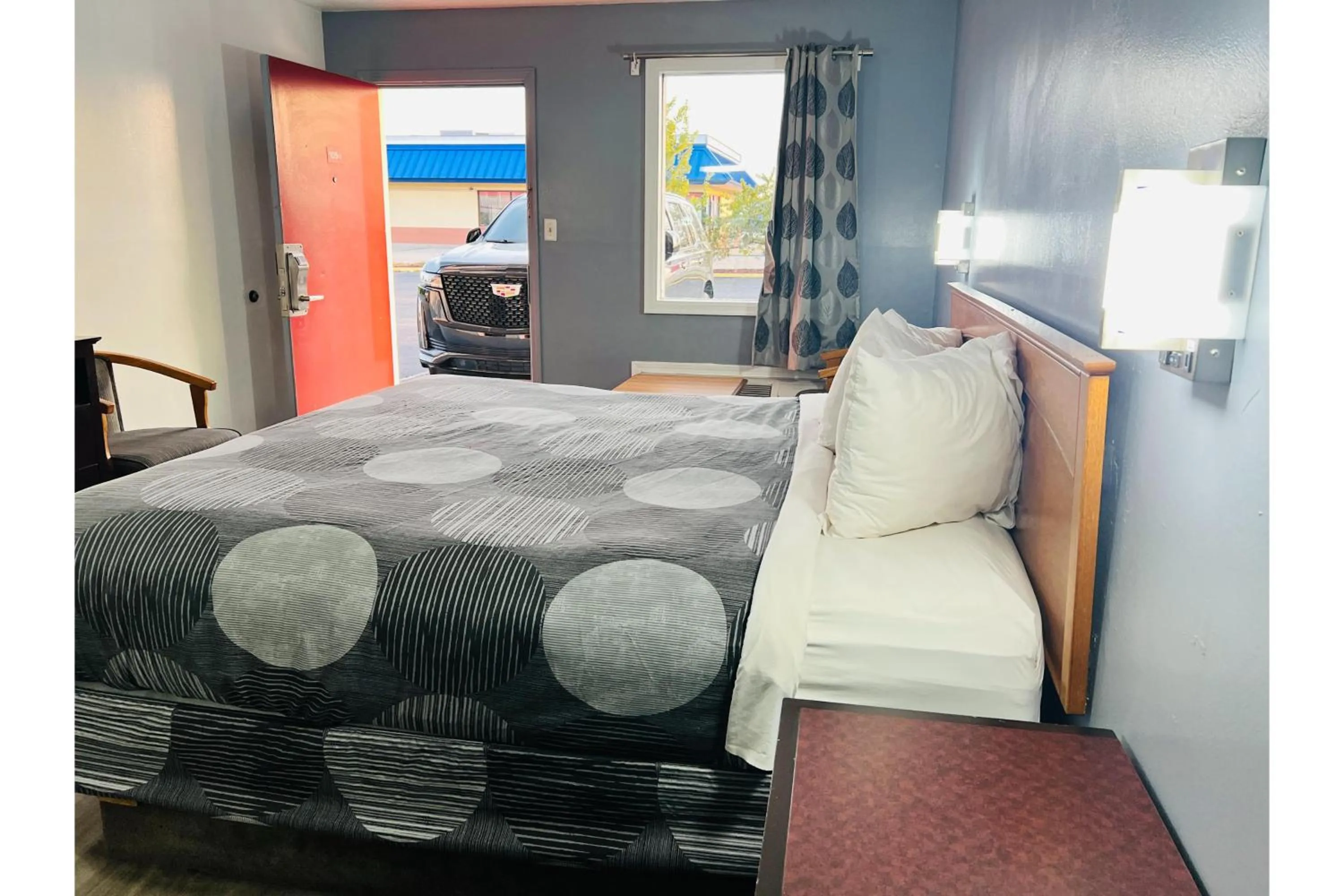 Bedroom, Bed in Relax Inn