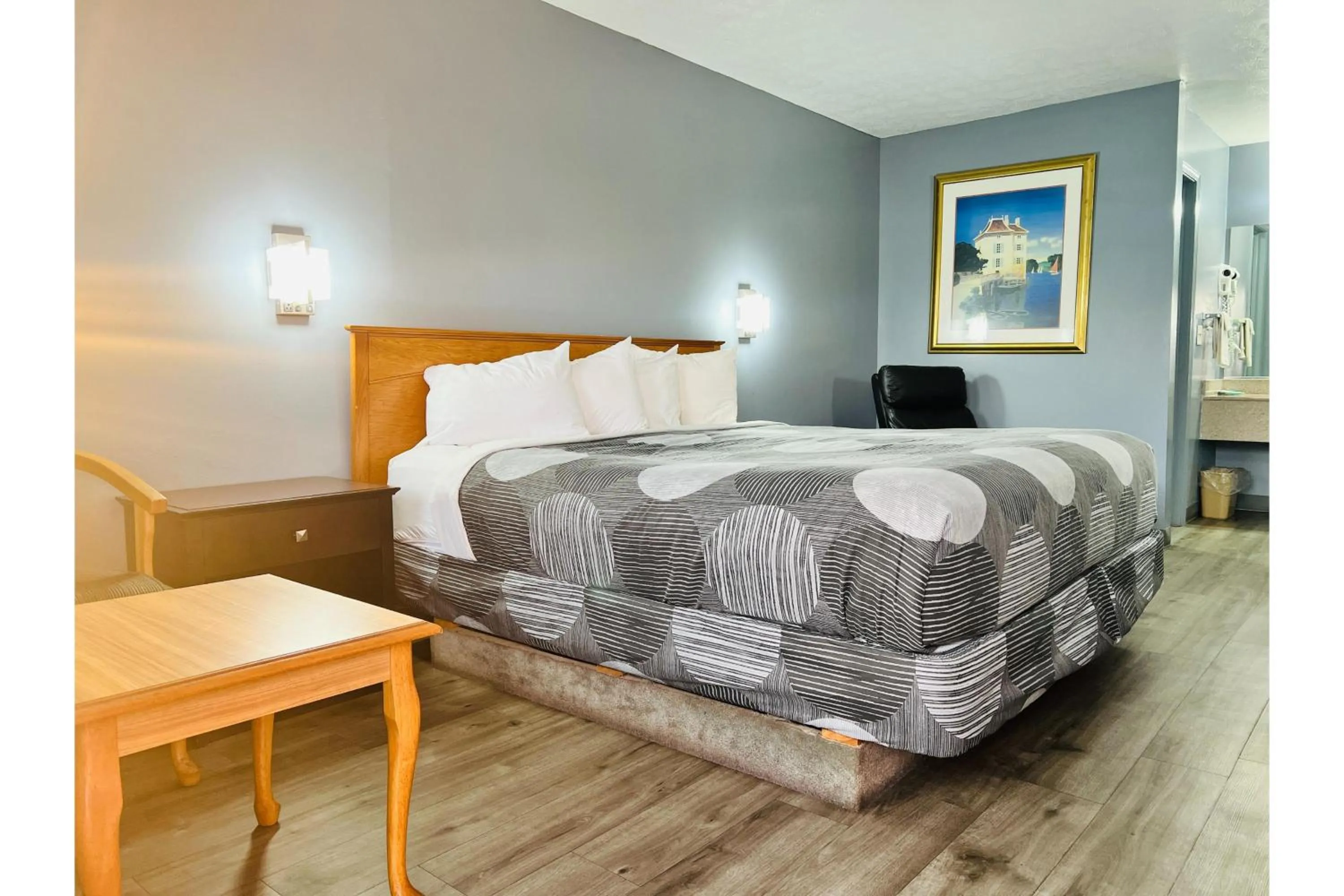 Bedroom, Bed in Relax Inn