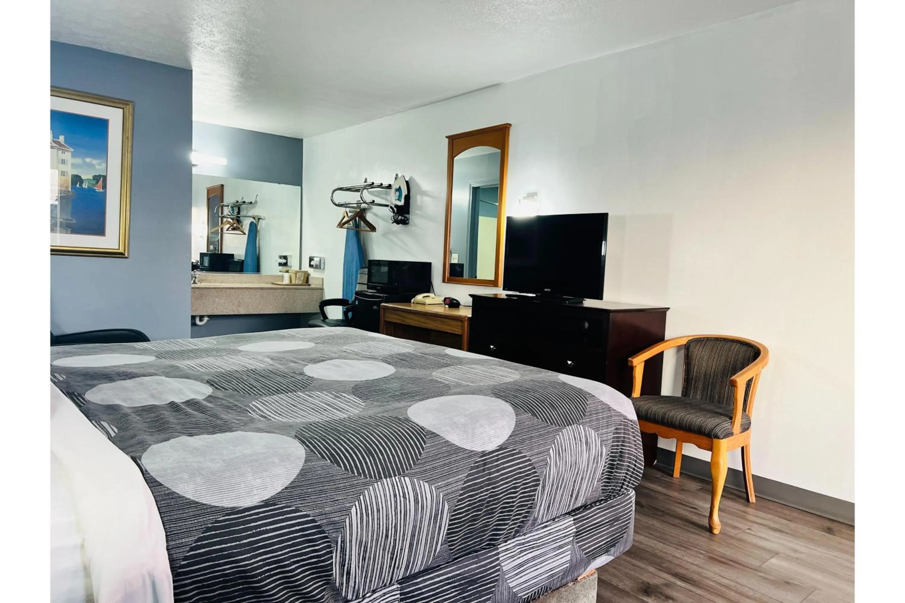 Bedroom, Bed in Relax Inn