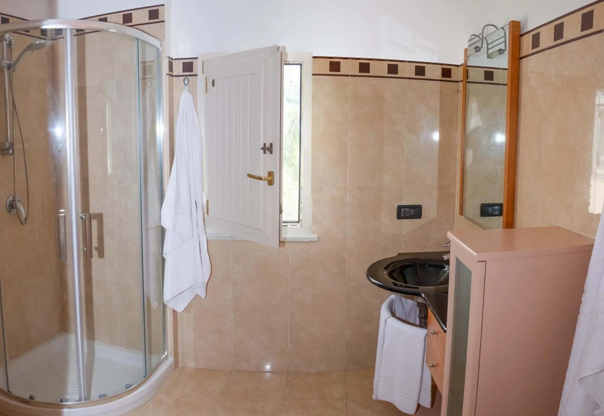 Shower in Casa MareLuna