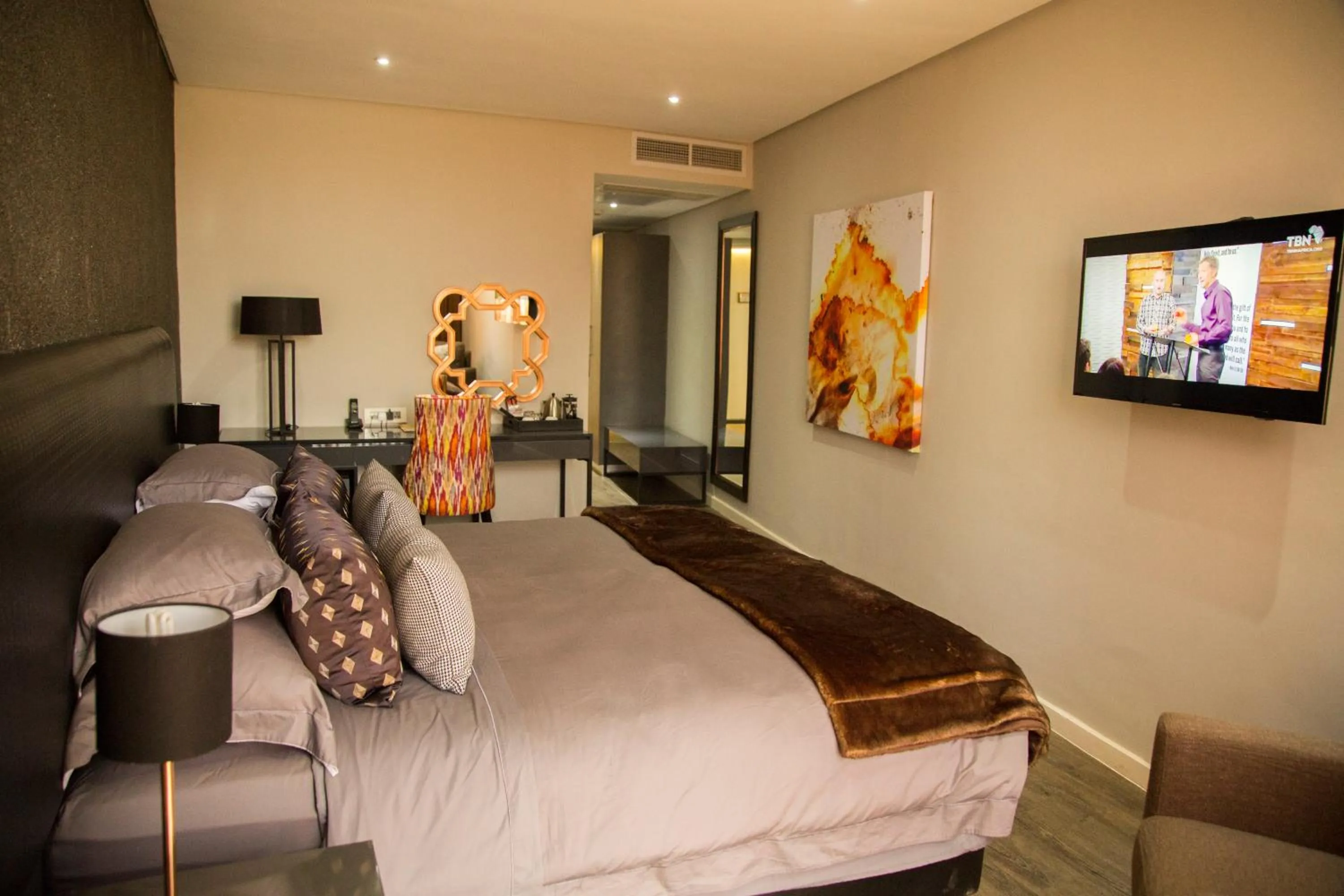 Bed in Le Elementos Boutique Hotel