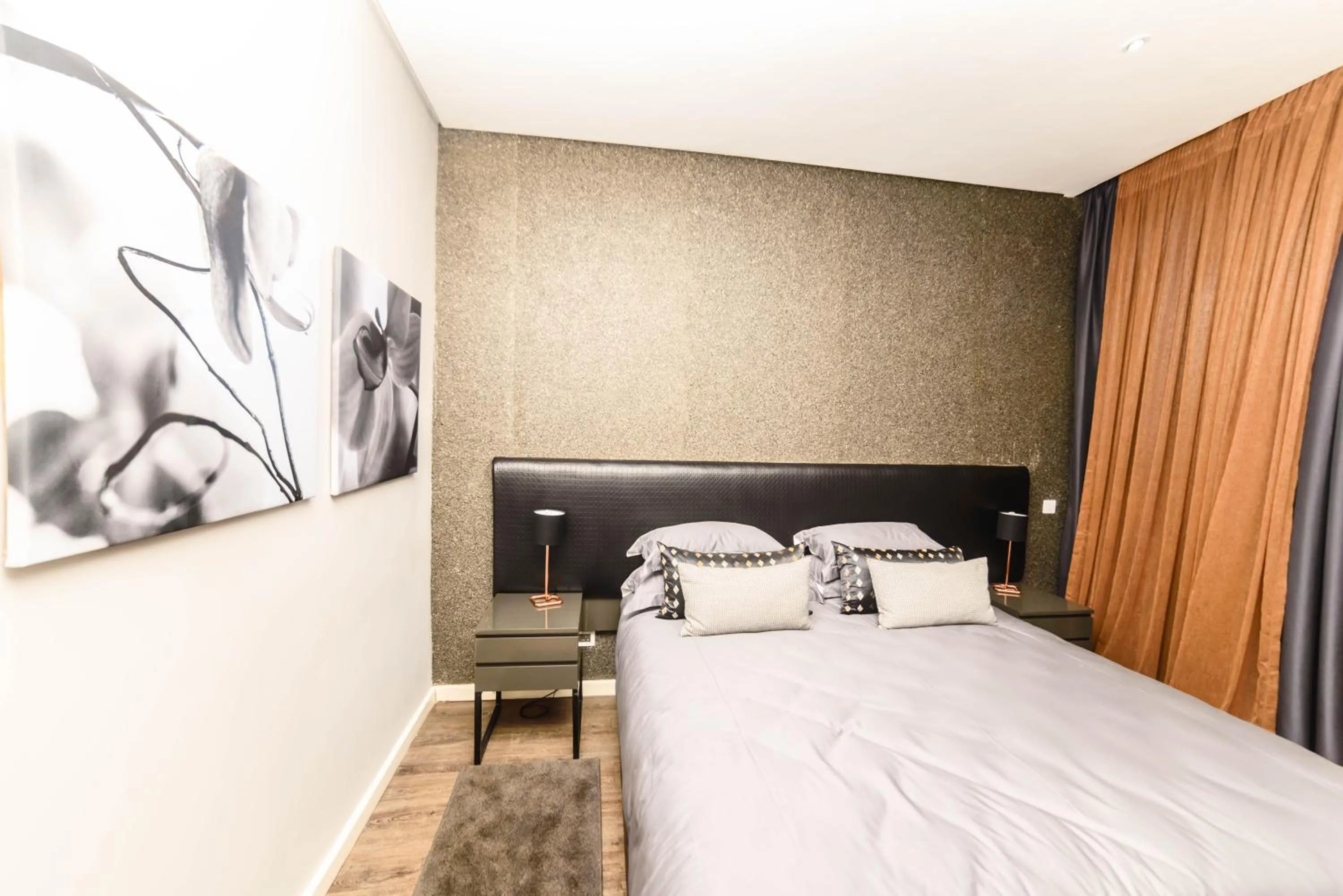 Bed in Le Elementos Boutique Hotel