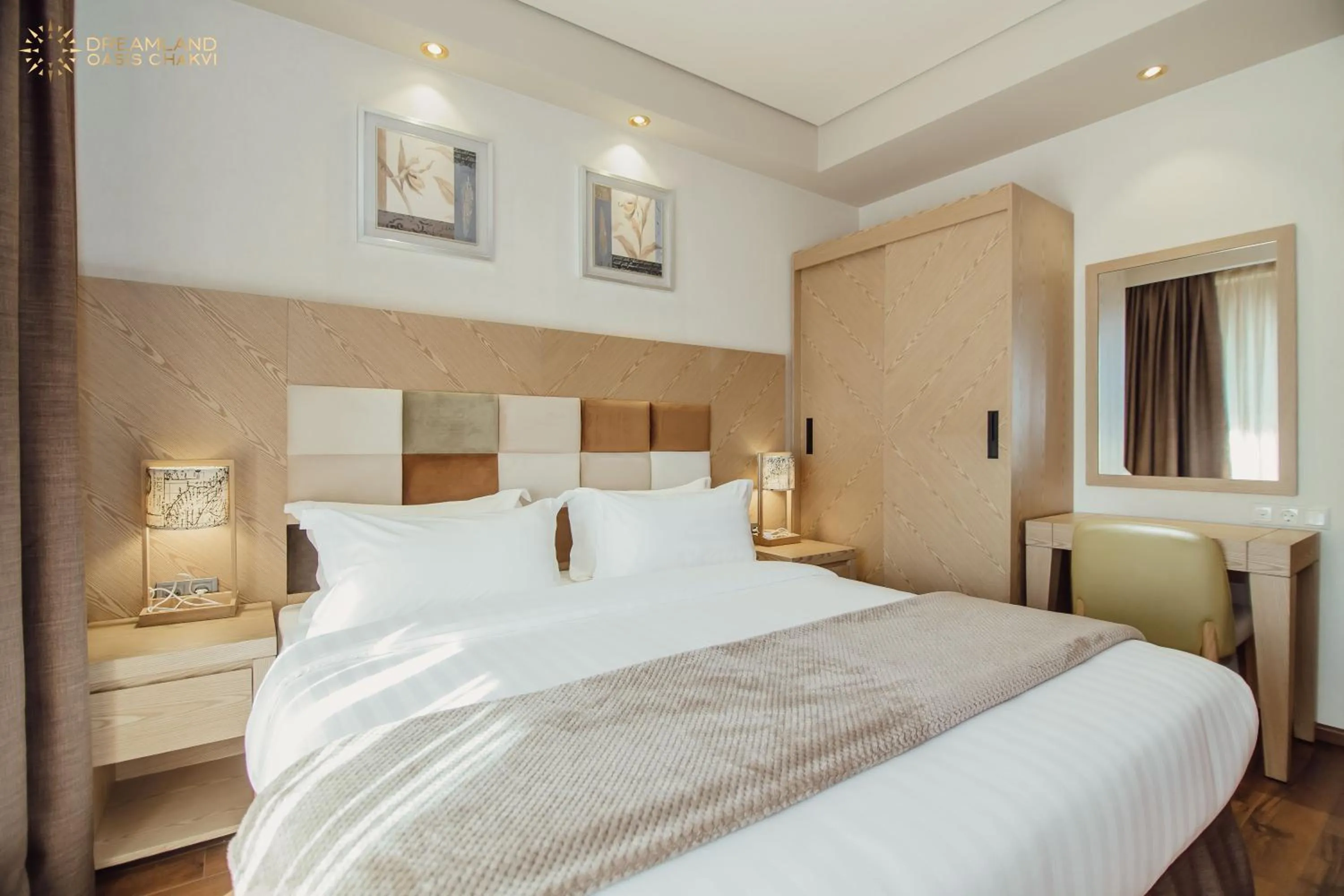 Bed in Dreamland Oasis Aparthotel