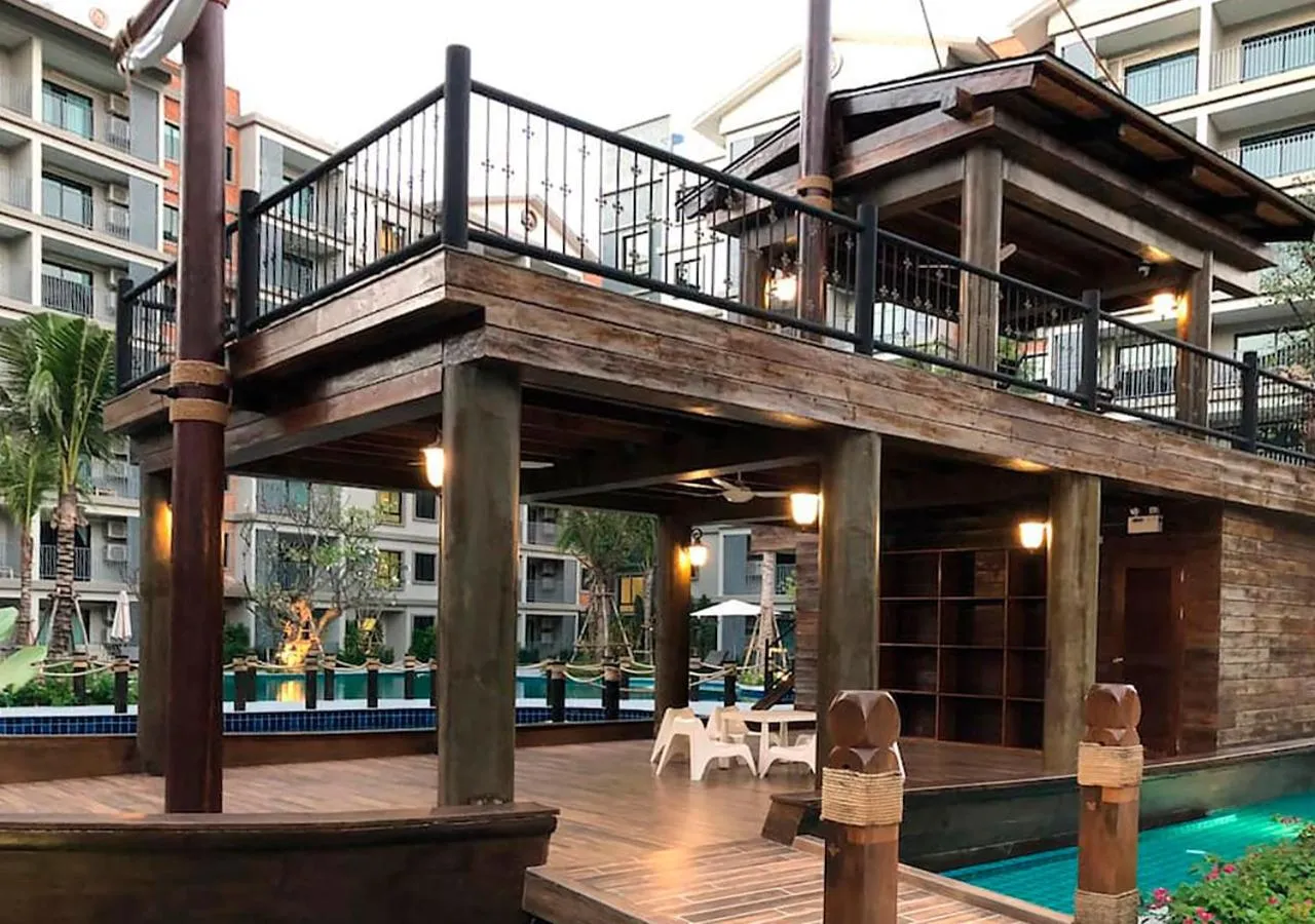 Lounge or bar in NaiYang beach Title Residencies by My Home Phuket