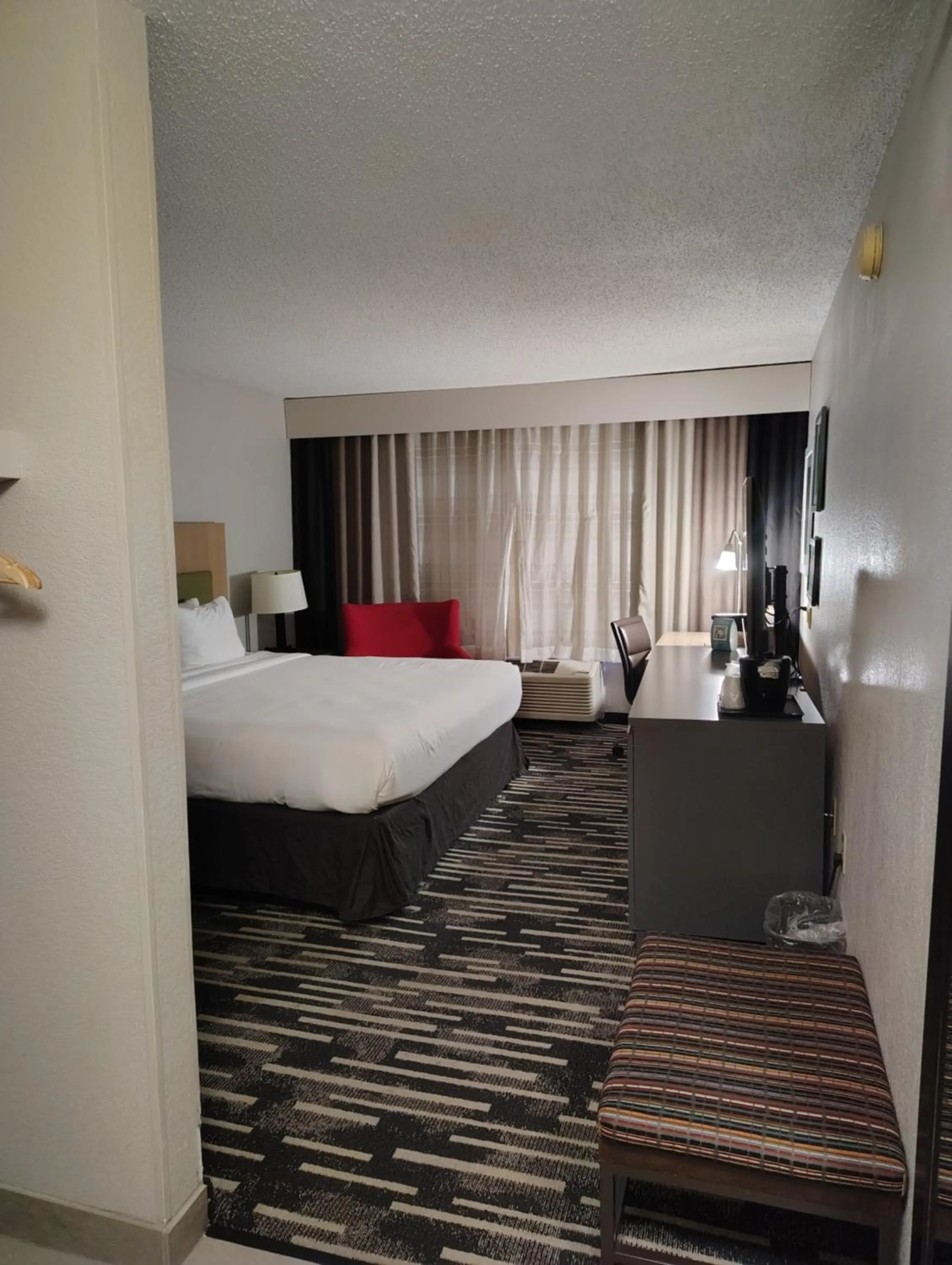 Bed in Country Inn & Suites by Radisson, Indianapolis South, IN