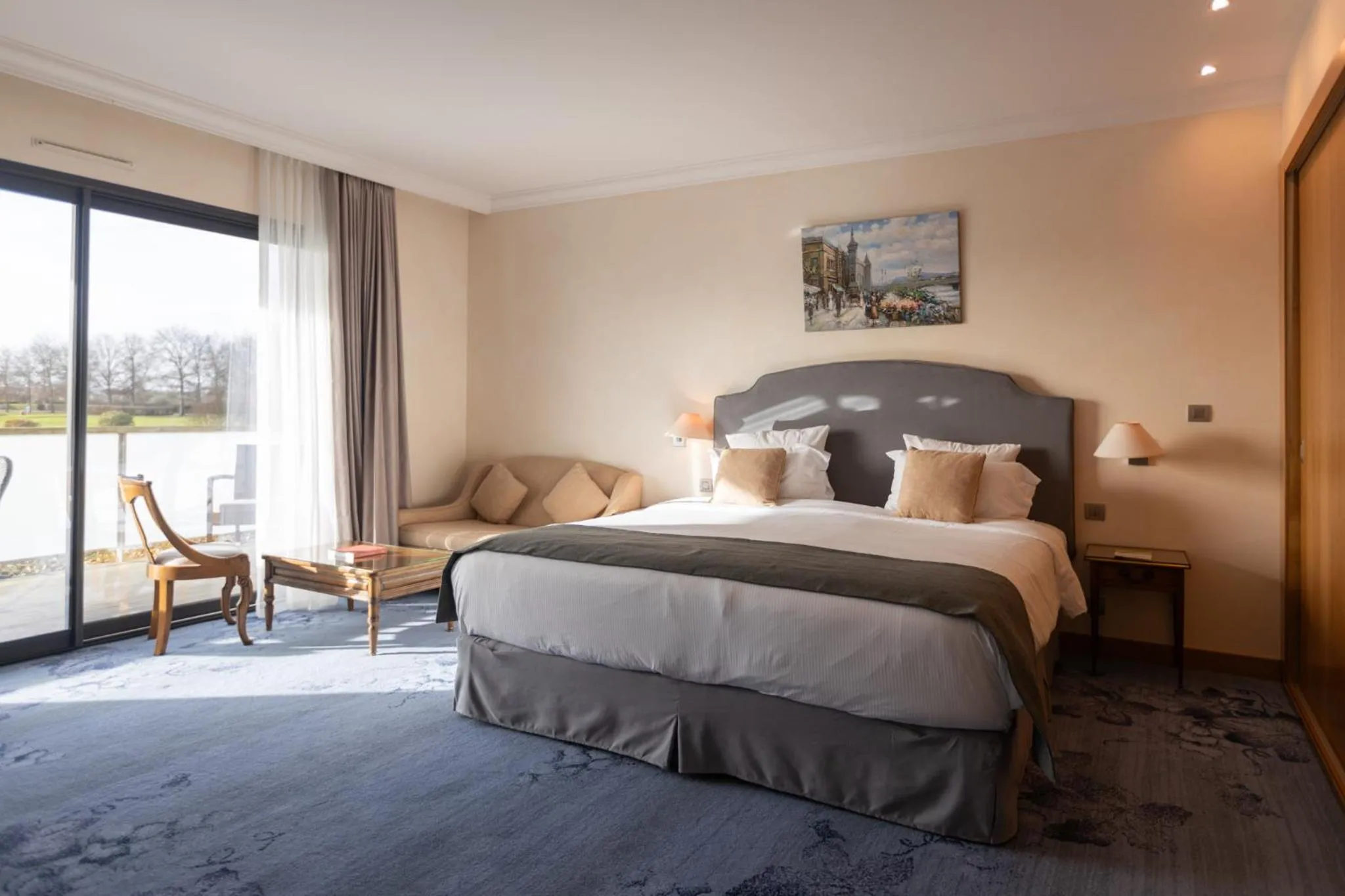 Bedroom, Bed in Relais de Margaux - Hôtel, Golf & Spa