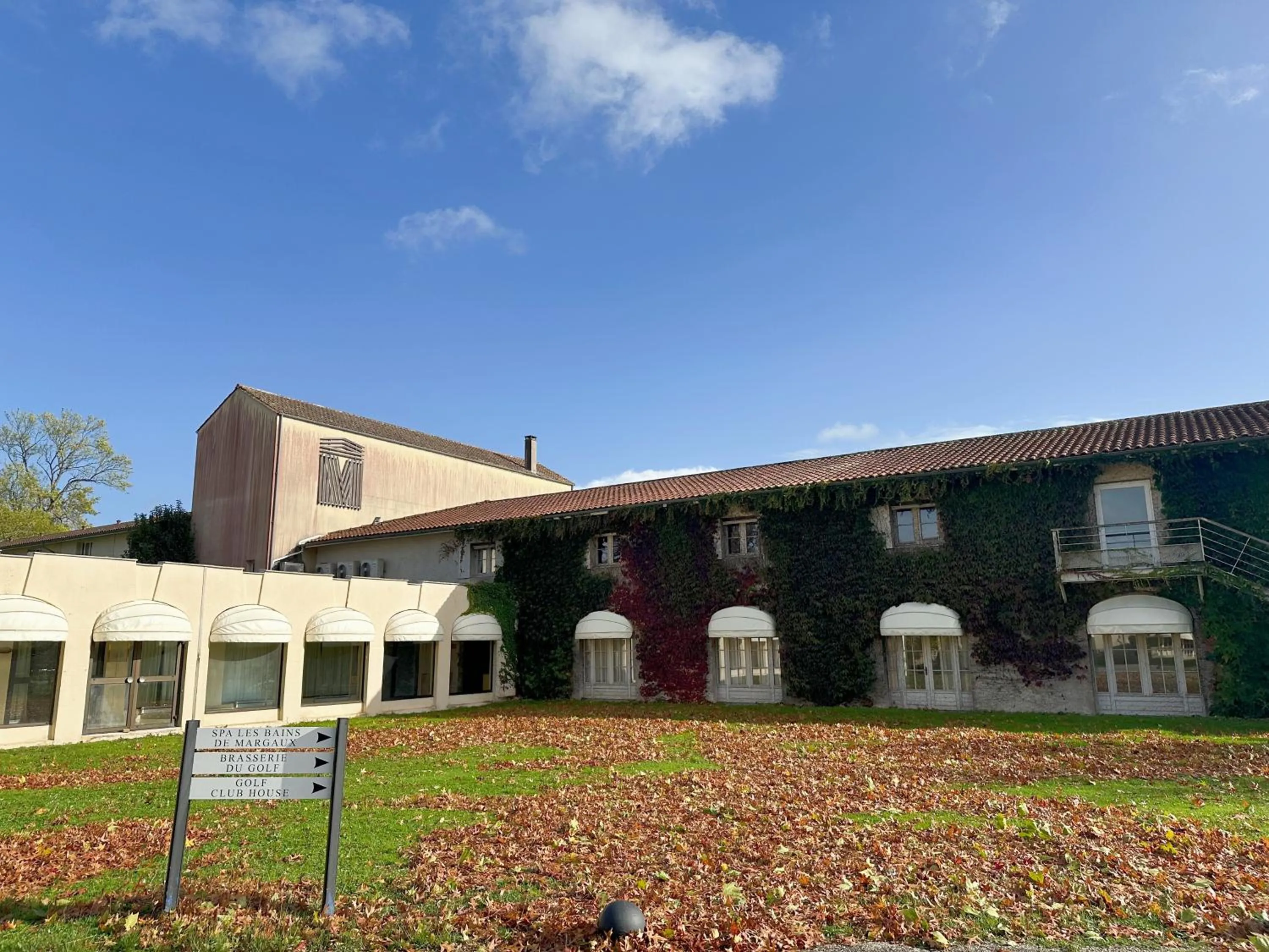 Off site in Relais de Margaux - Hôtel, Golf & Spa