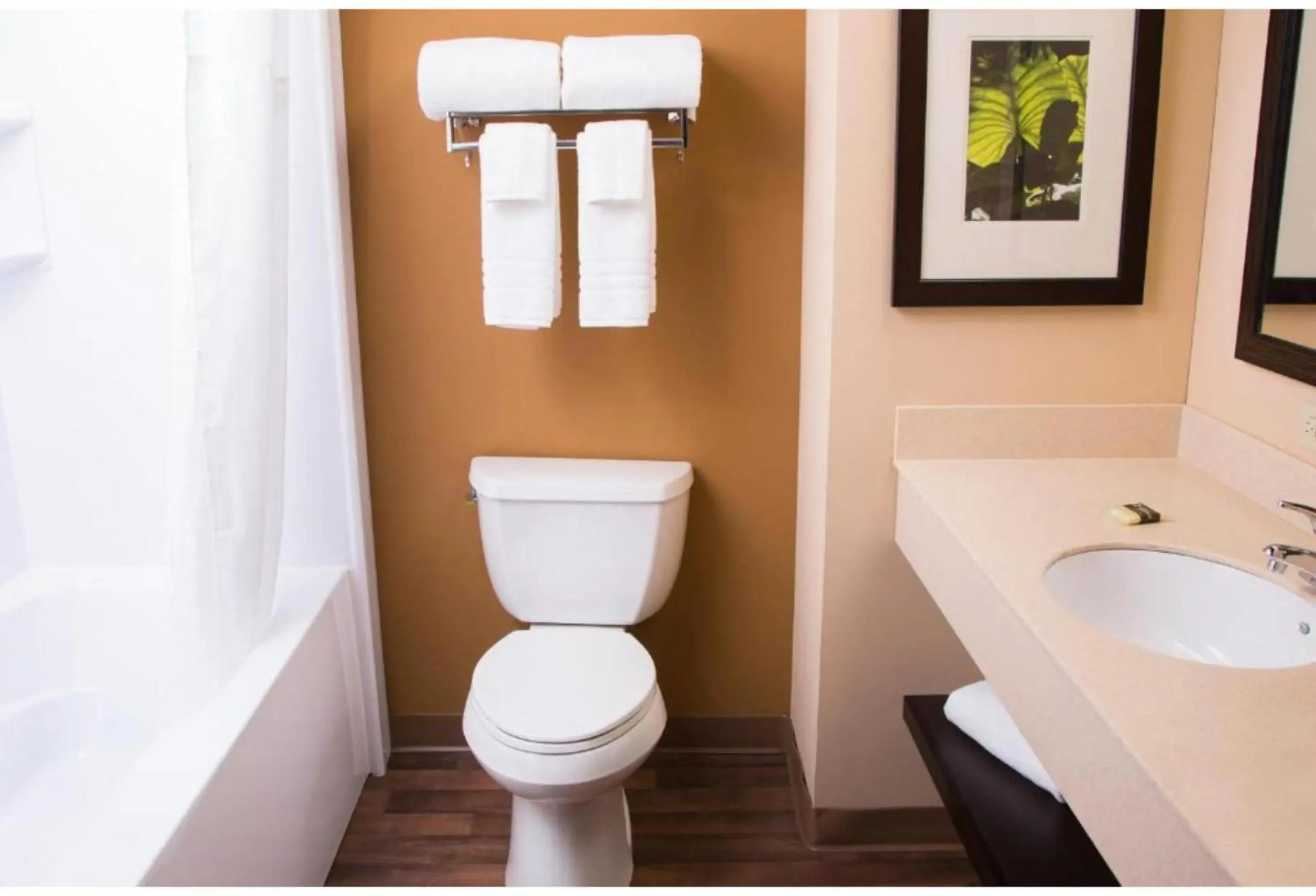 1 Queen Bed | Suite, Non-Smoking, Kitchen in Studio 6 Extended stay Indianapolis, IN - North Carmel 1 Queen Bed | Suite, Non-Smoking, Kitchen in Studio 6 Extended stay Indianapolis, IN - North Carmel