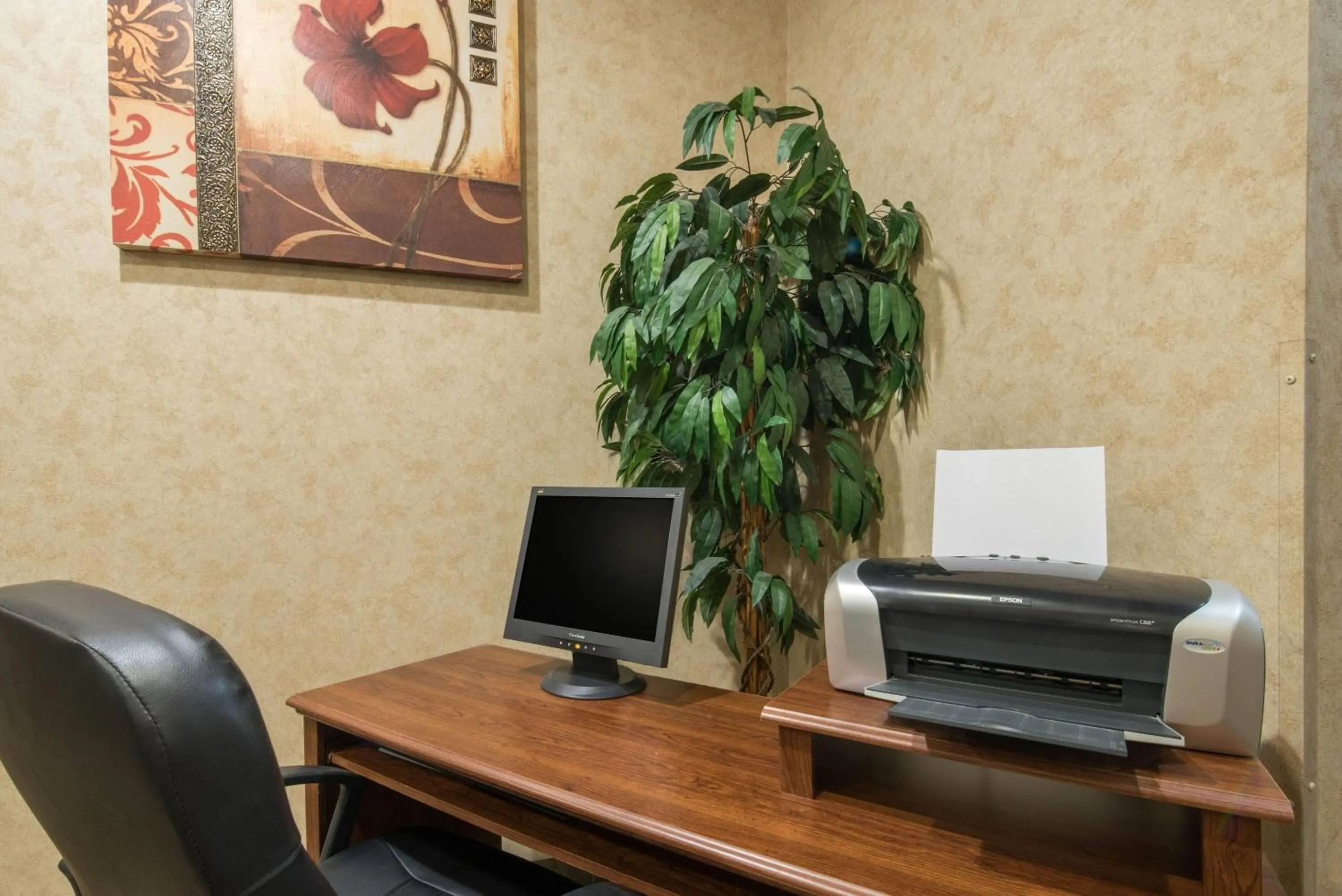 Business facilities in Days Inn by Wyndham Duluth Lakewalk