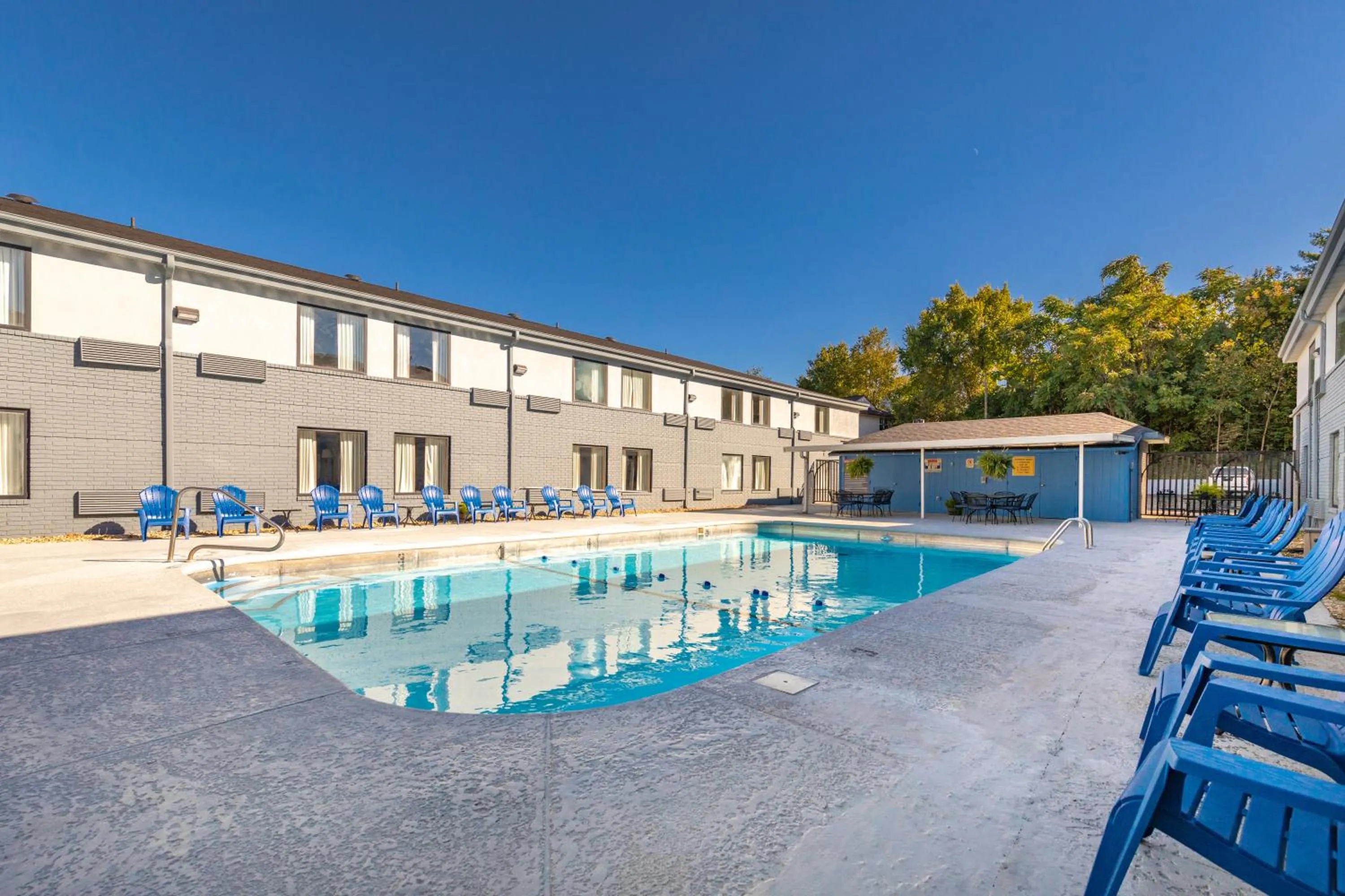 Property building in THE BRANSINN Entertainment District