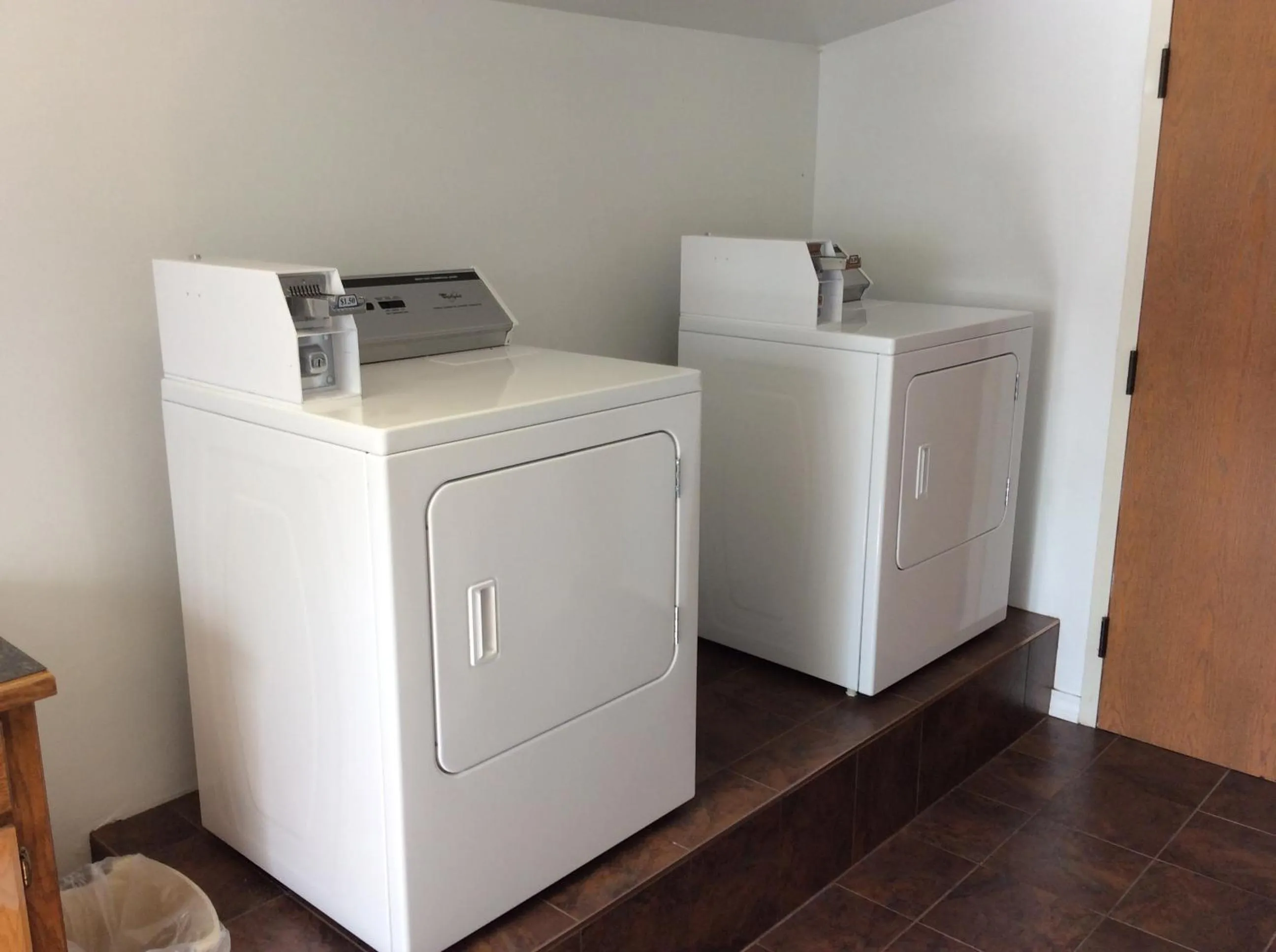 Area and facilities in THE BRANSINN Entertainment District