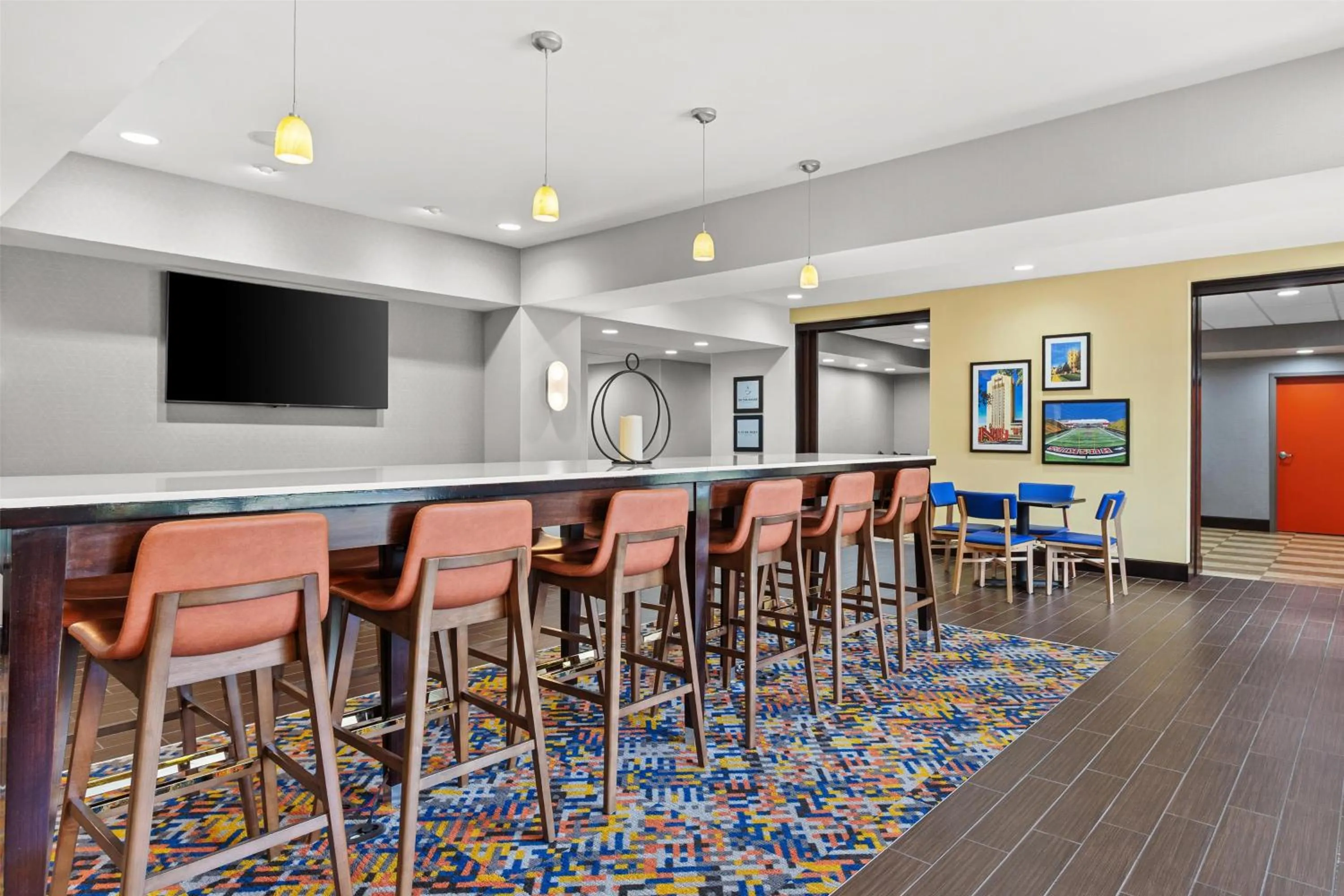 Breakfast in Hampton Inn Dekalb - Near the University