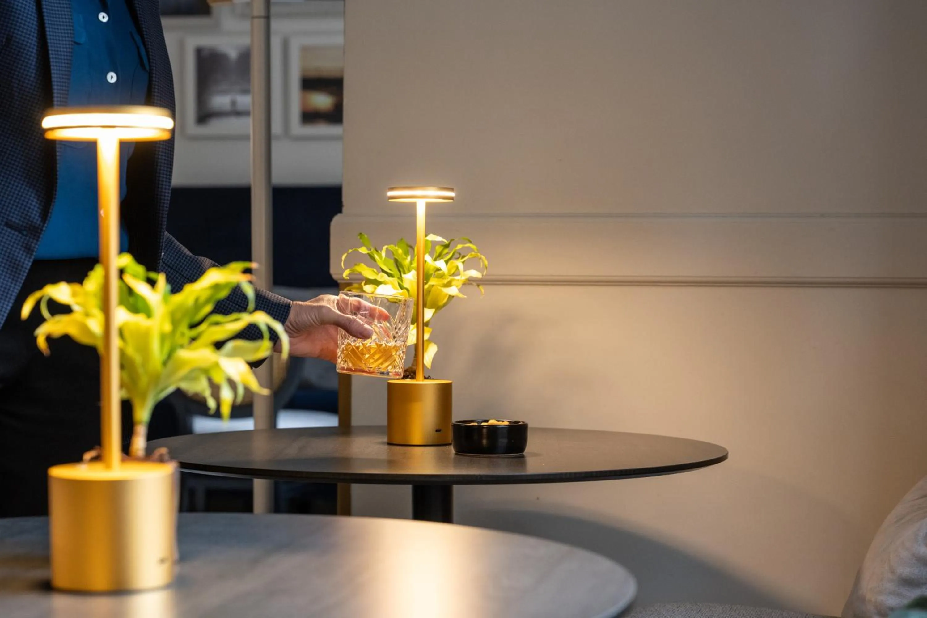 Restaurant/places to eat in Mercure Paris Notre Dame Saint Germain des Prés