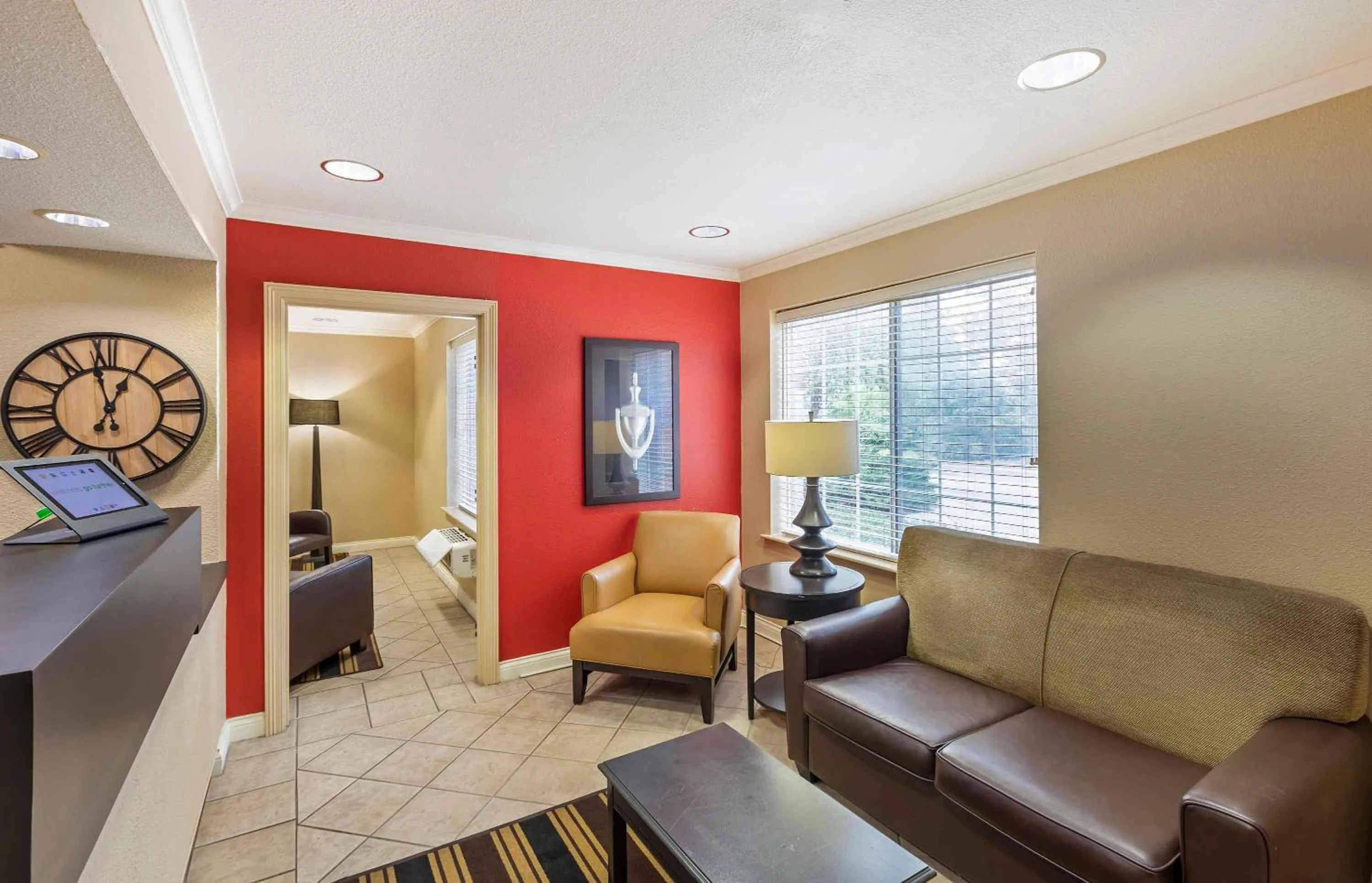 Lobby or reception in Extended Stay America Suites - Milwaukee - Brookfield