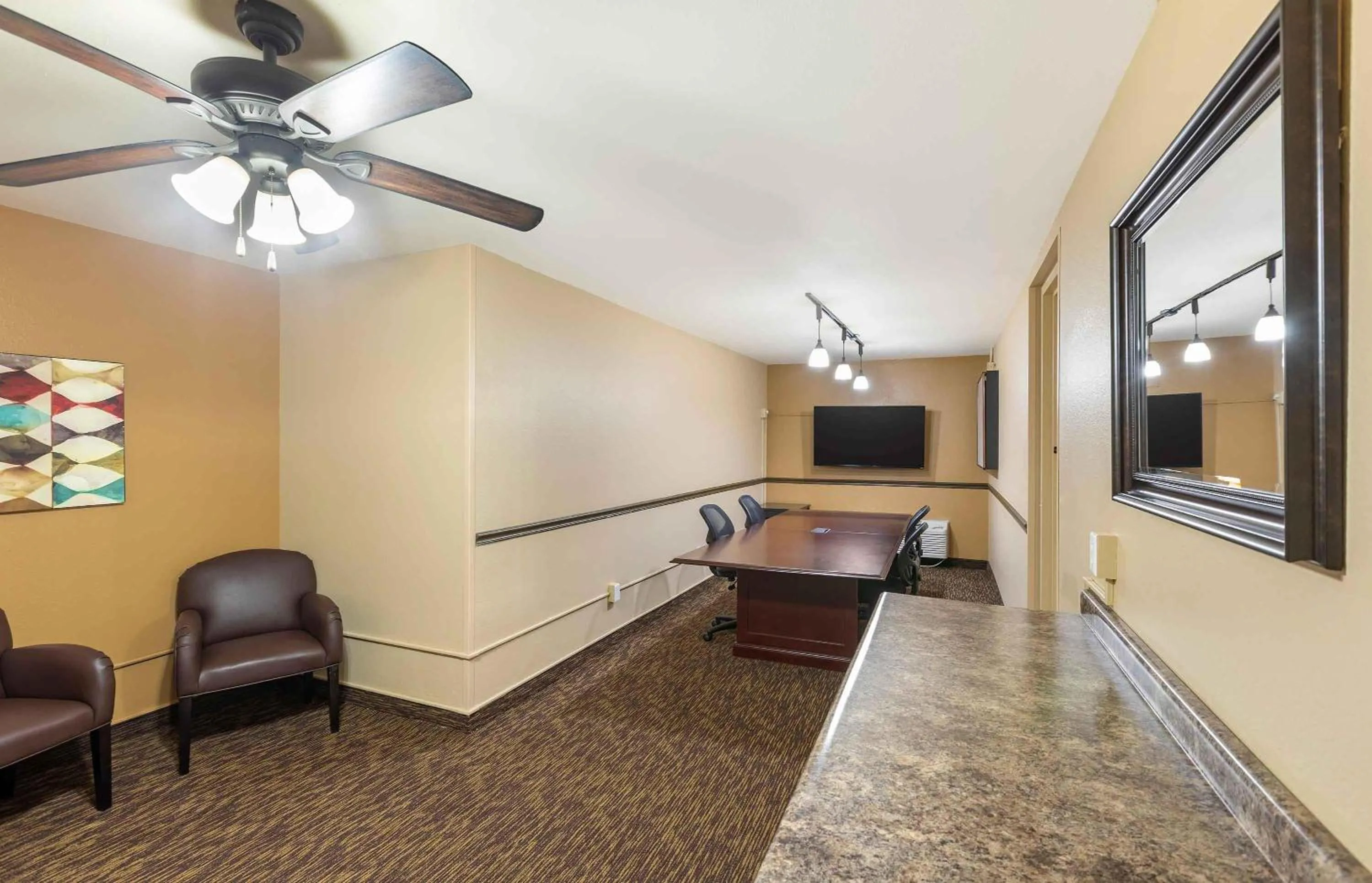 Meeting/conference room in Extended Stay America Suites - Milwaukee - Brookfield