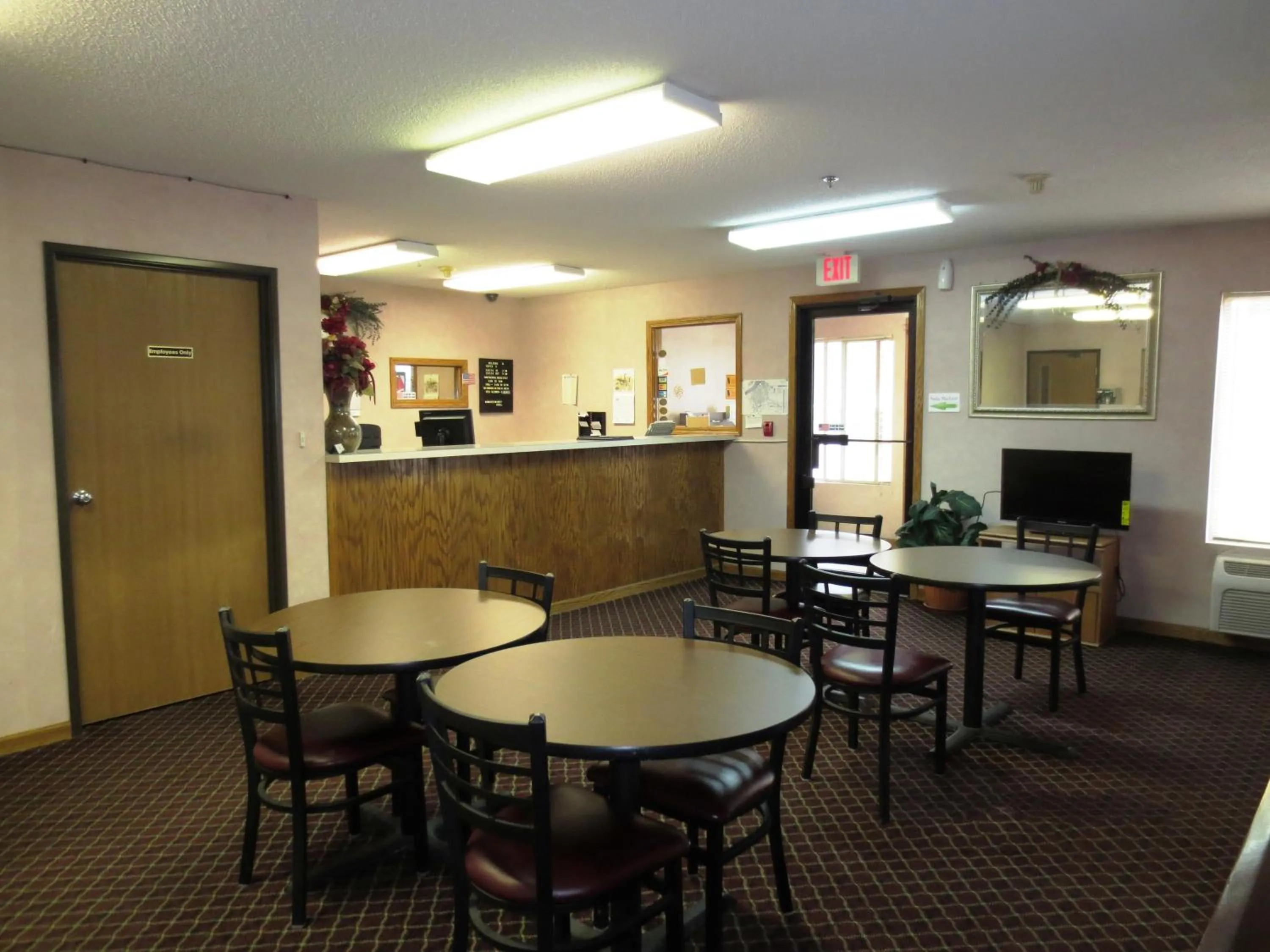 Lobby or reception in America's Best Value Inn Beardstown