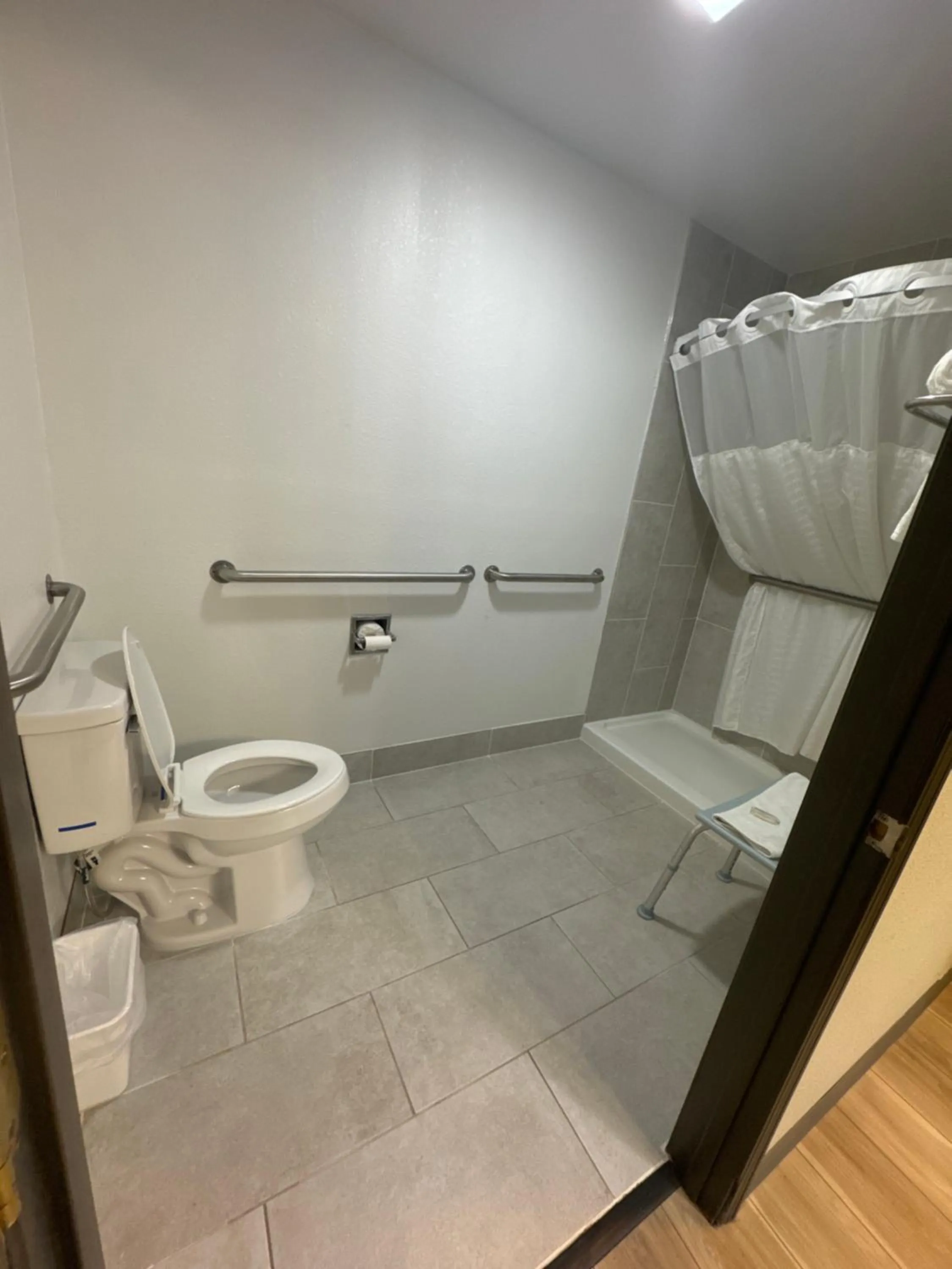 Days Inn by Wyndham Salina I-70