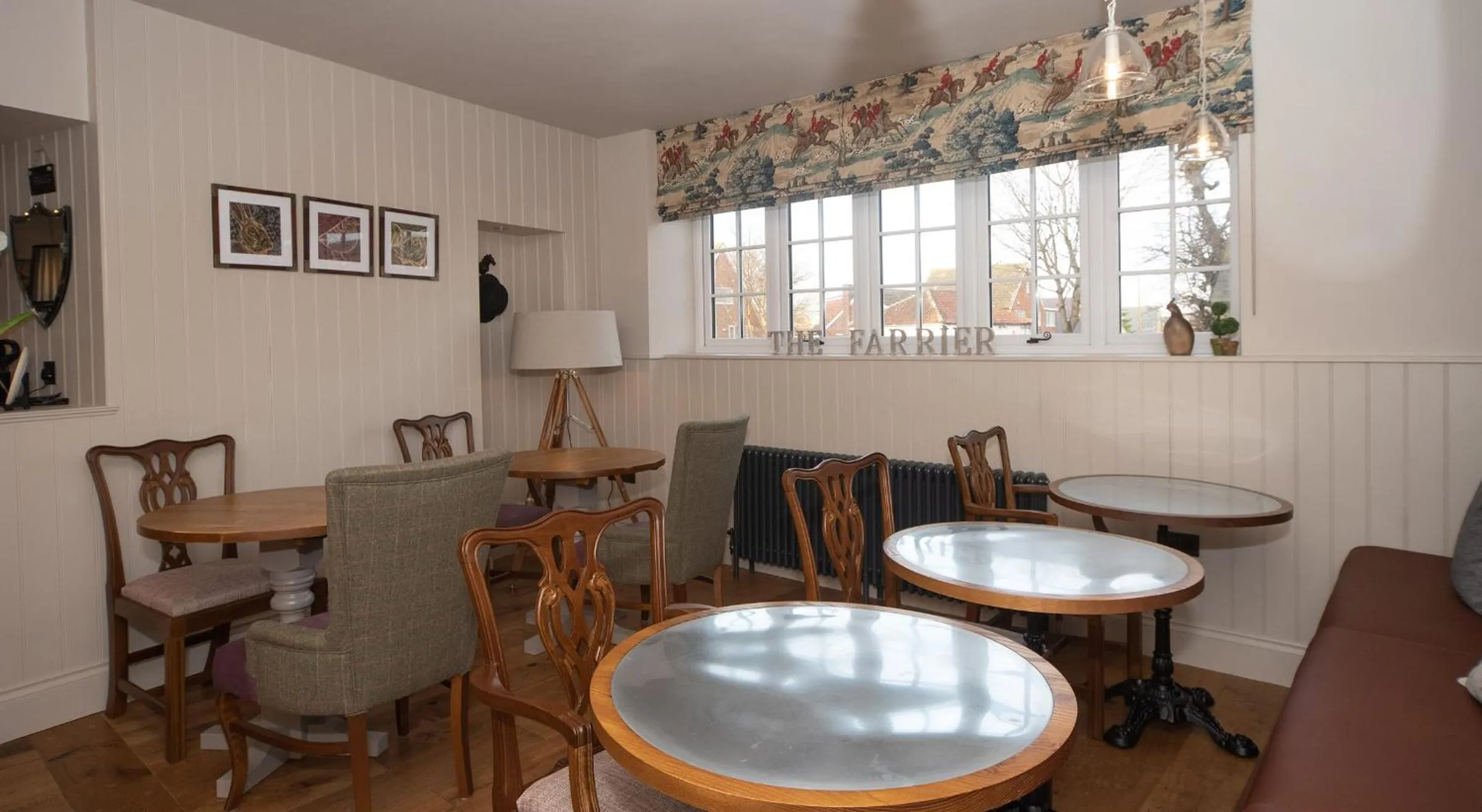 Restaurant/places to eat in The Farrier