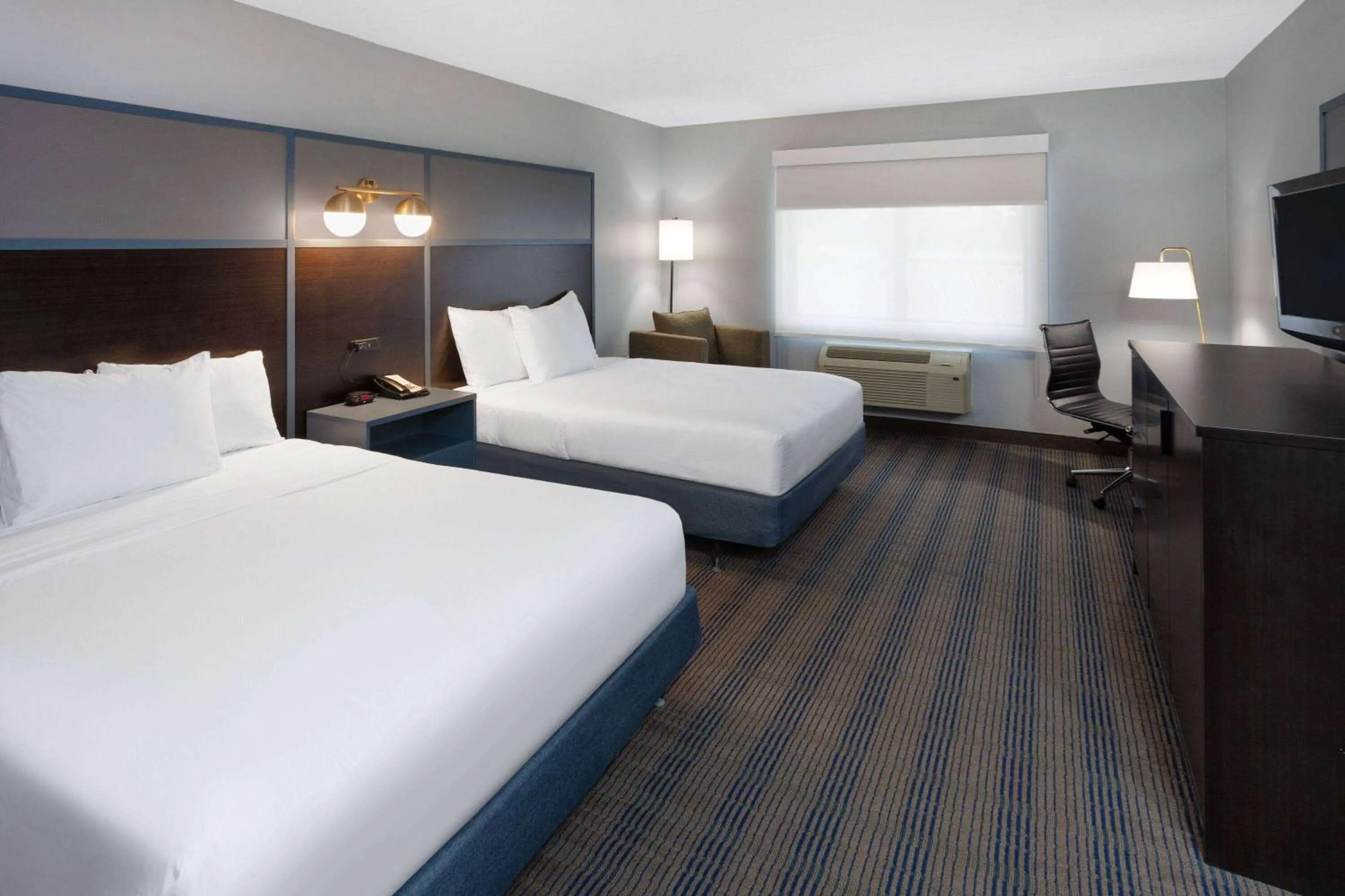 Photo of the whole room, Bed in AmericInn by Wyndham Peoria
