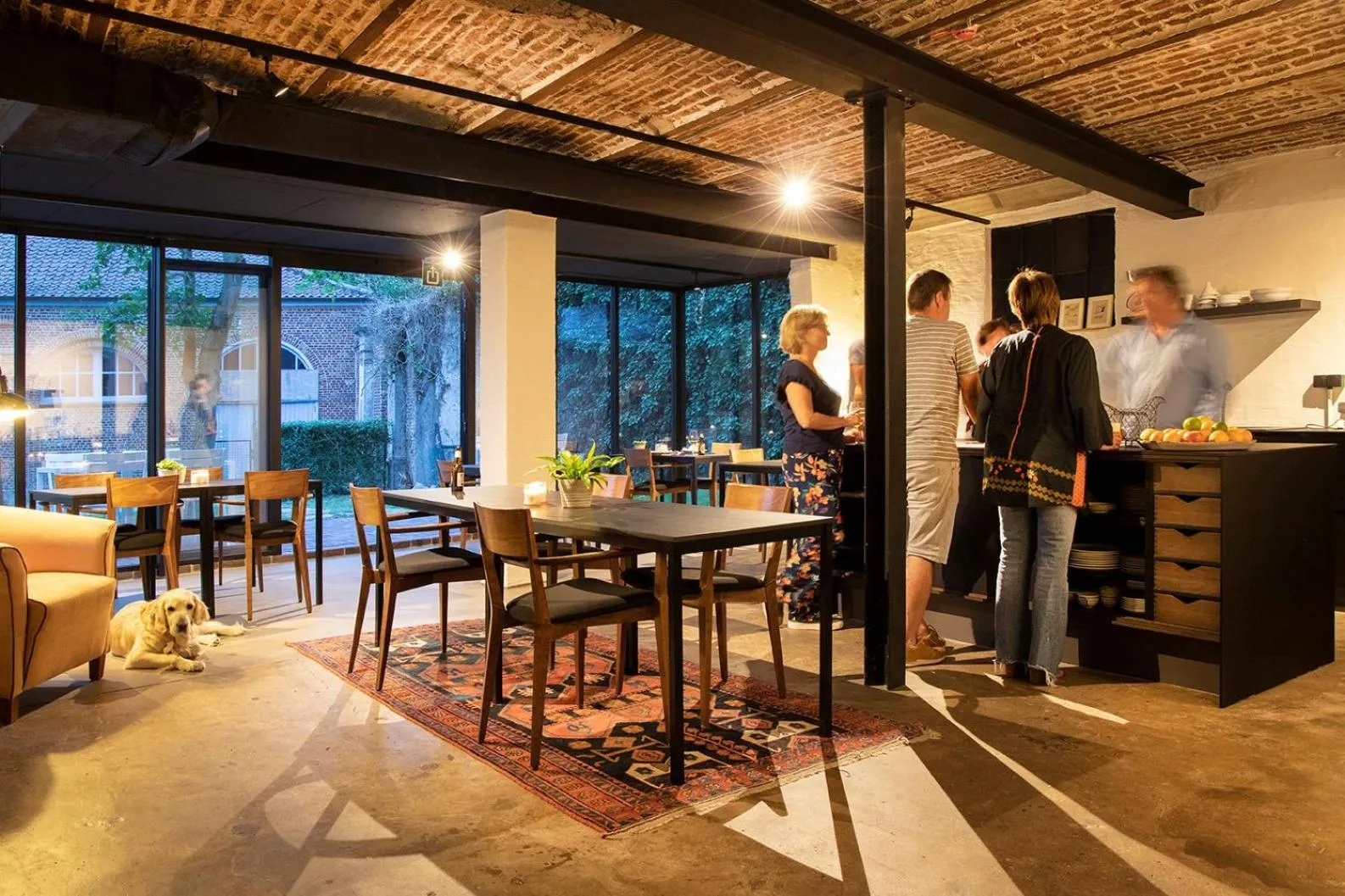 Restaurant/places to eat in Broel4