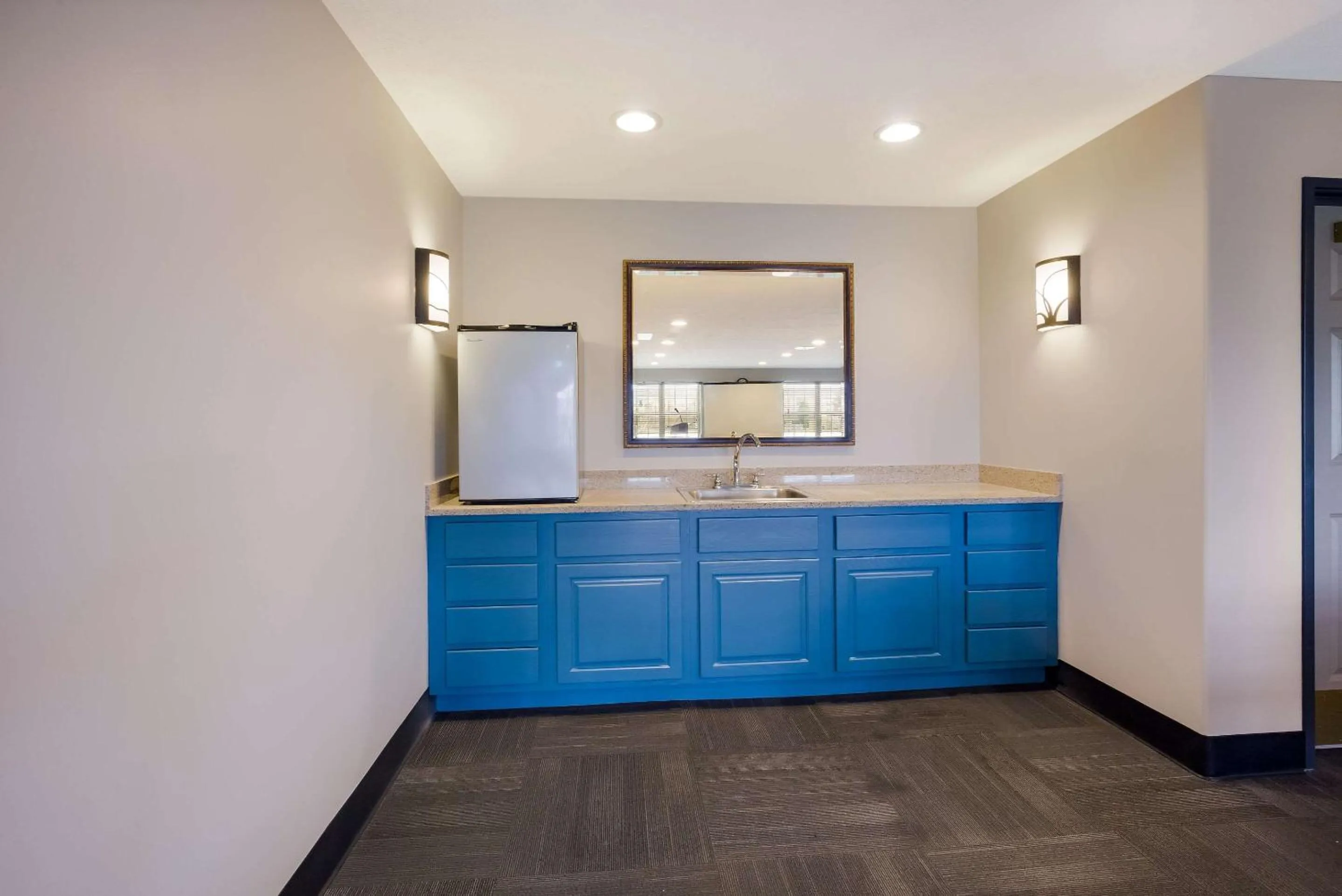 Meeting/conference room in Country Inn & Suites by Radisson, Marion, IL