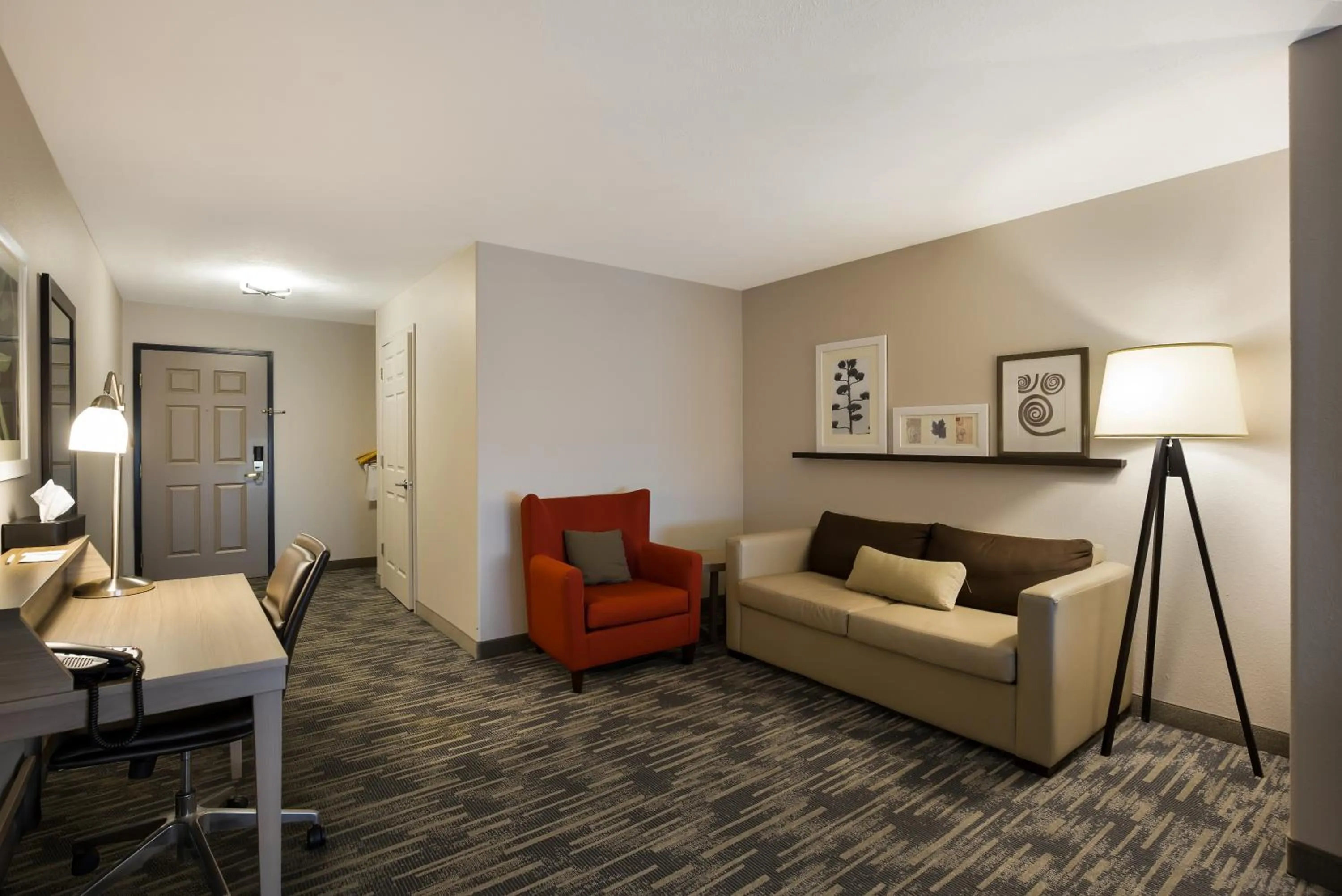 Living room in Country Inn & Suites by Radisson, Marion, IL