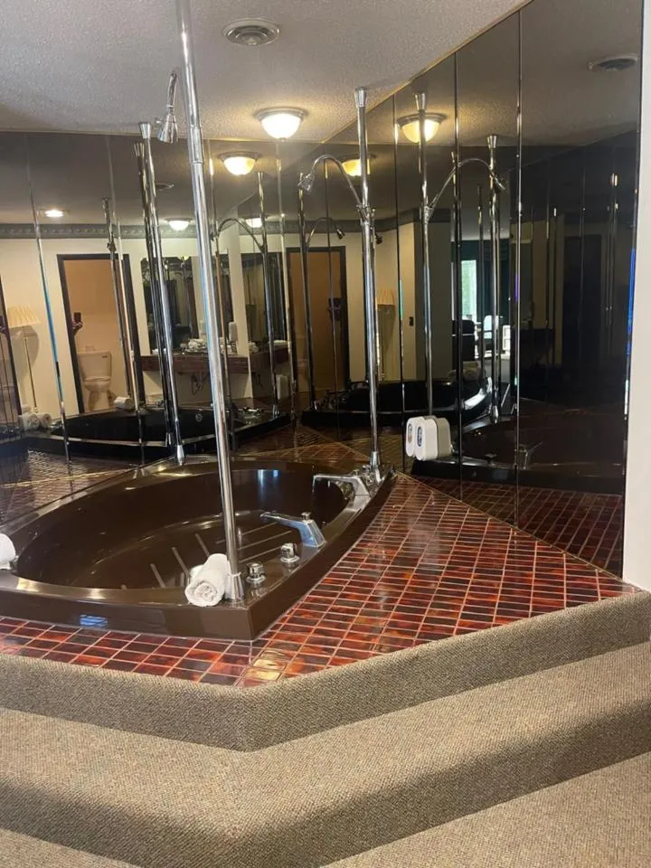 Knights Inn Mackinaw City