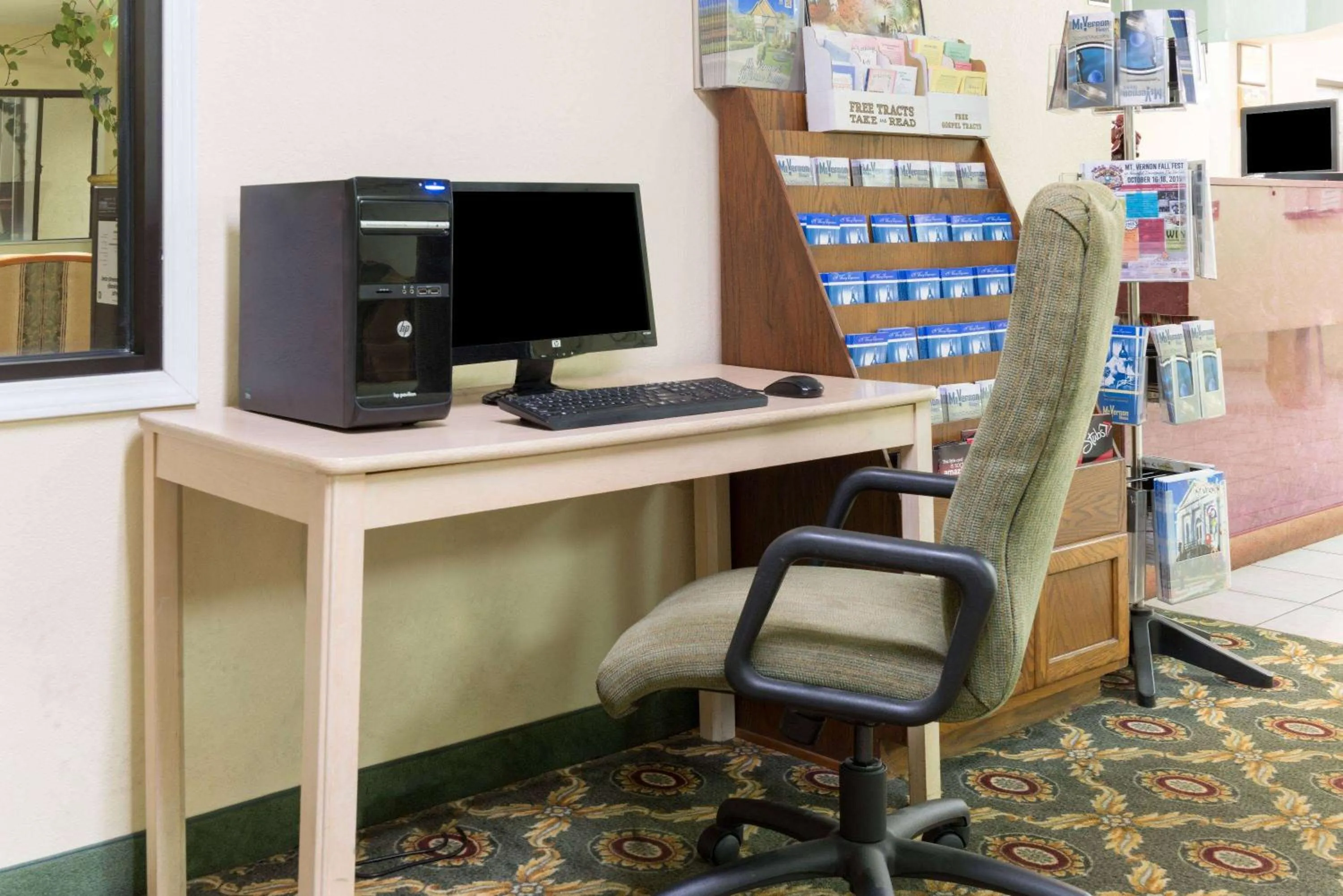 Food and drinks in Days Inn by Wyndham Mount Vernon