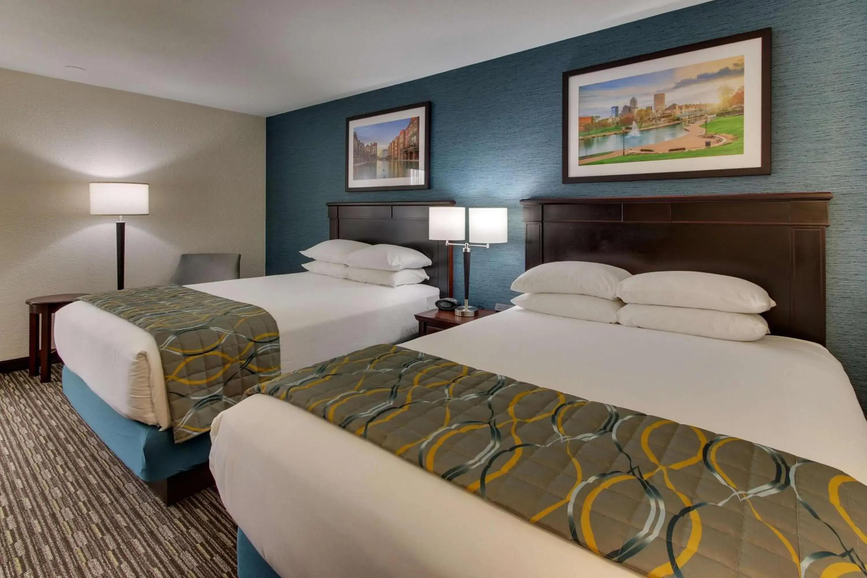 Queen Suite with Two Queen Beds in Best Western Plus Indianapolis North at Pyramids Queen Suite with Two Queen Beds in Best Western Plus Indianapolis North at Pyramids