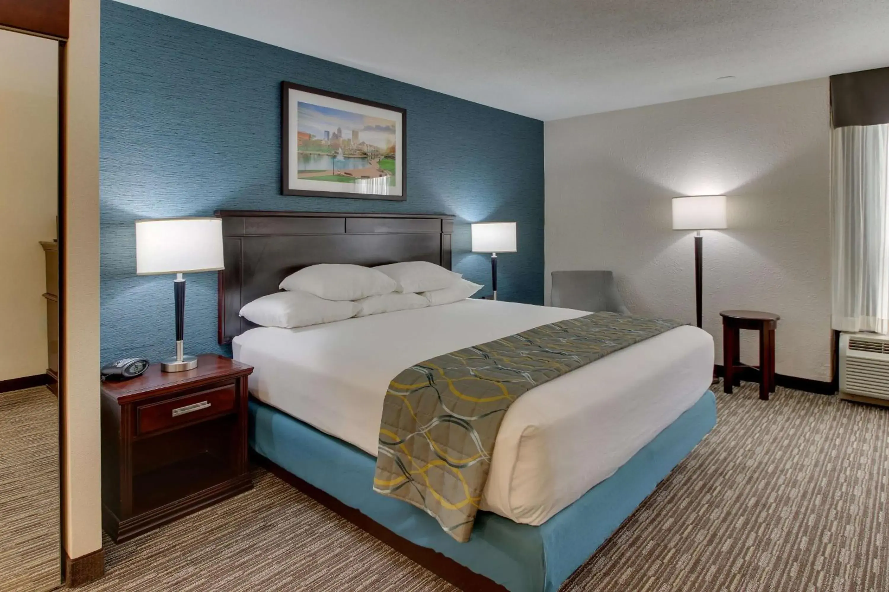 King Room with Mobility Accessible Roll-In Shower in Best Western Plus Indianapolis North at Pyramids King Room with Mobility Accessible Roll-In Shower in Best Western Plus Indianapolis North at Pyramids