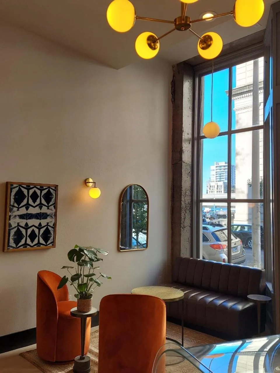 Coffee/tea facilities in Harlow Hotel