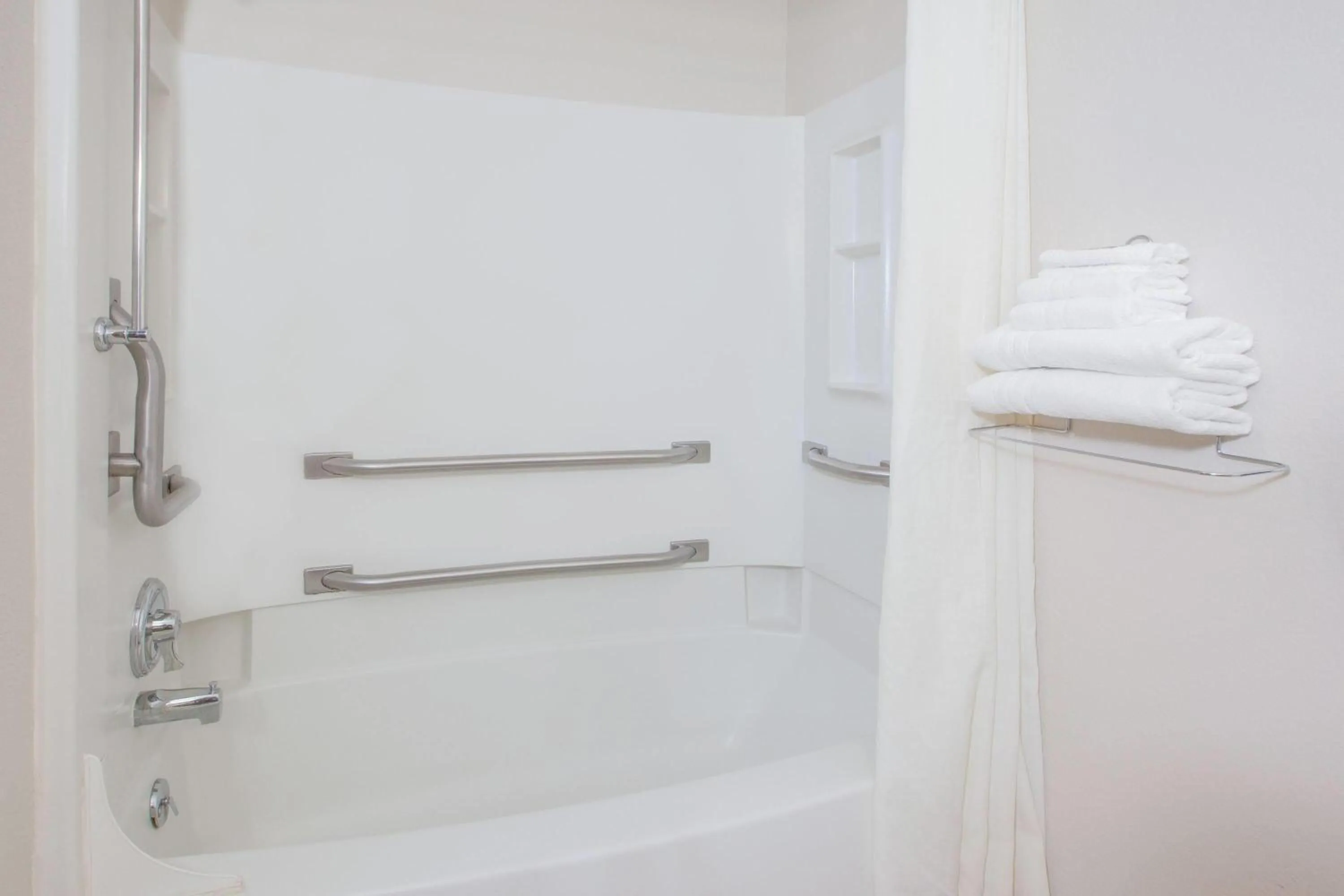 Bathroom in Super 8 by Wyndham Houghton Lake