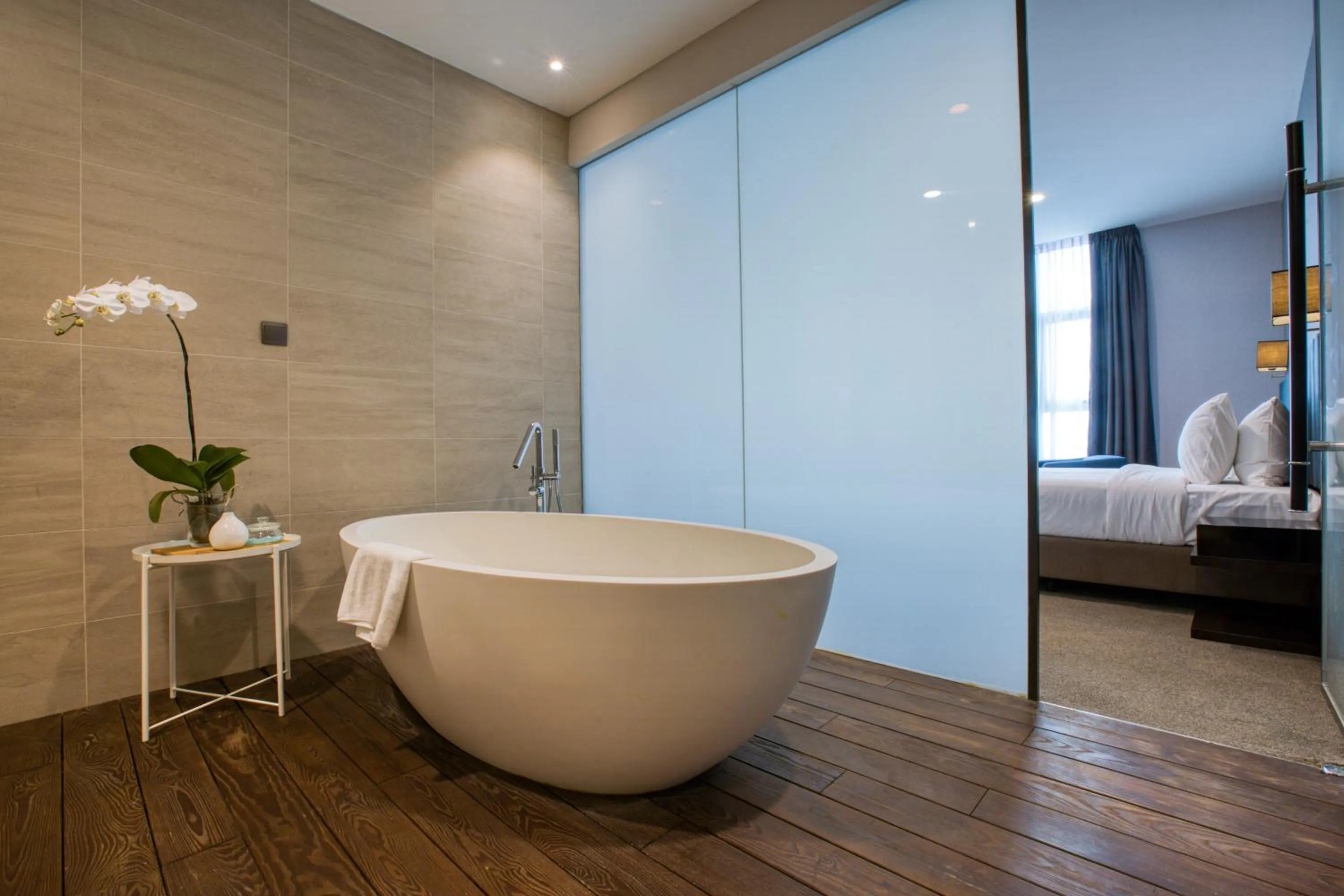 Bathroom, Bed in Mercure Living Putrajaya