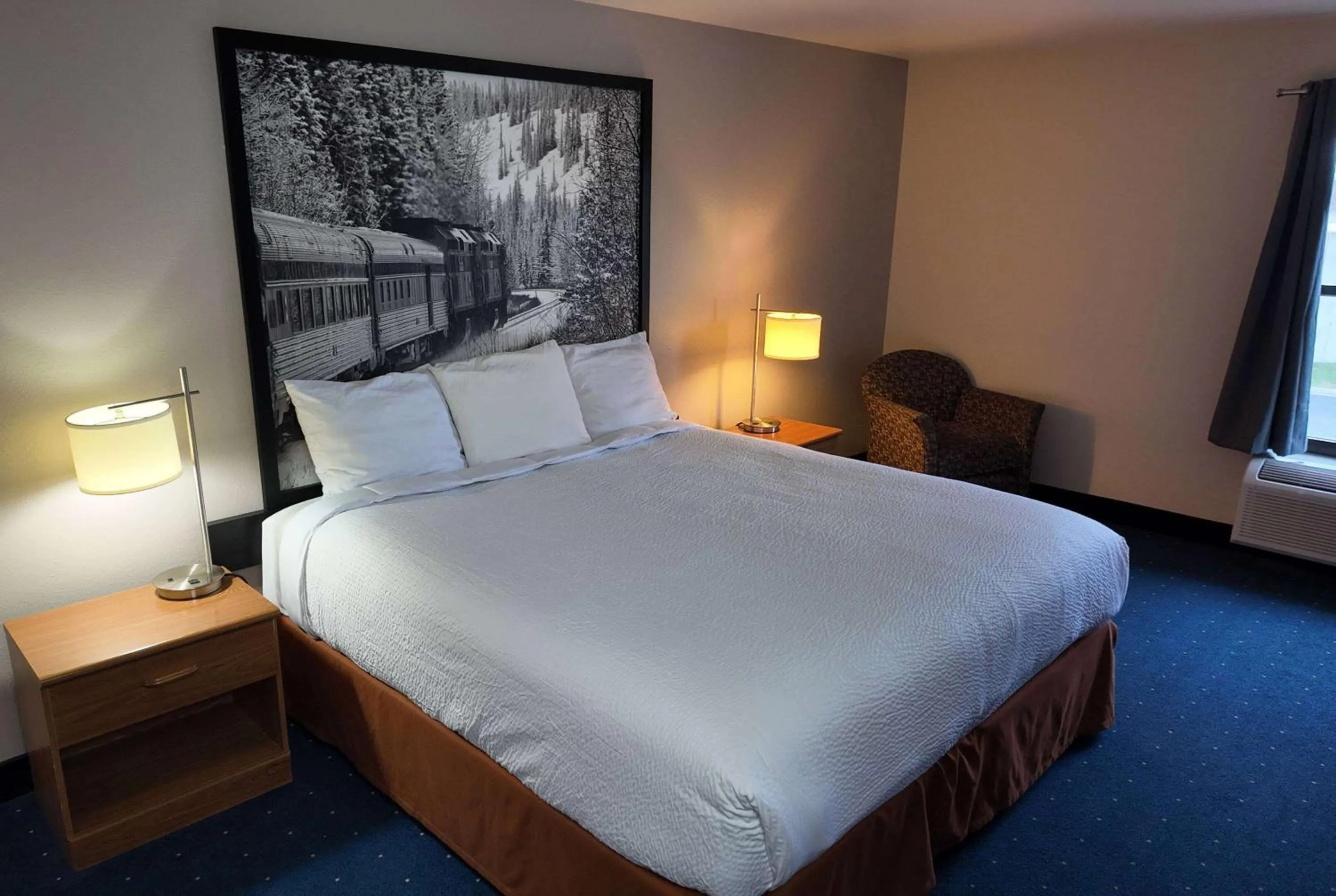 Photo of the whole room, Bed in Super 8 by Wyndham Hampshire IL
