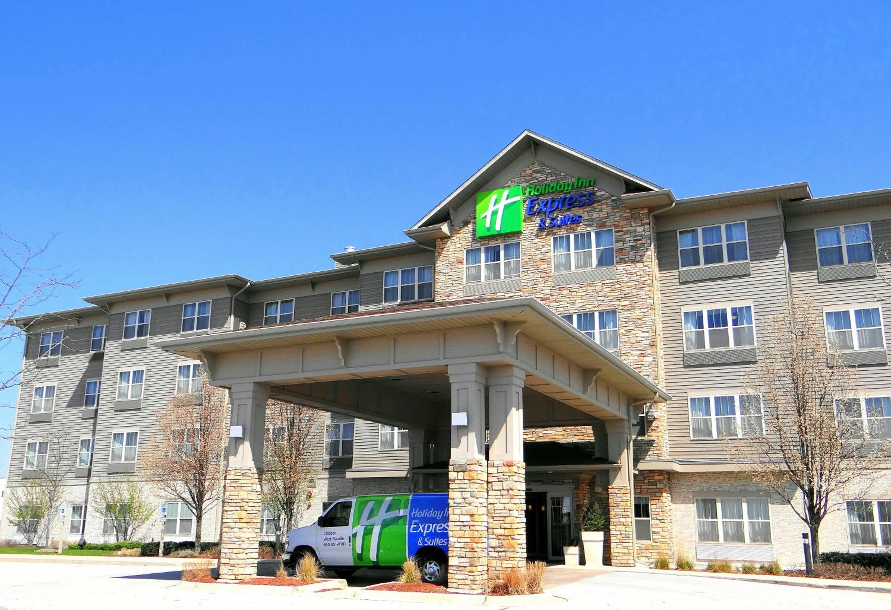 Property building in Holiday Inn Express Hotel & Suites Chicago West Roselle by IHG