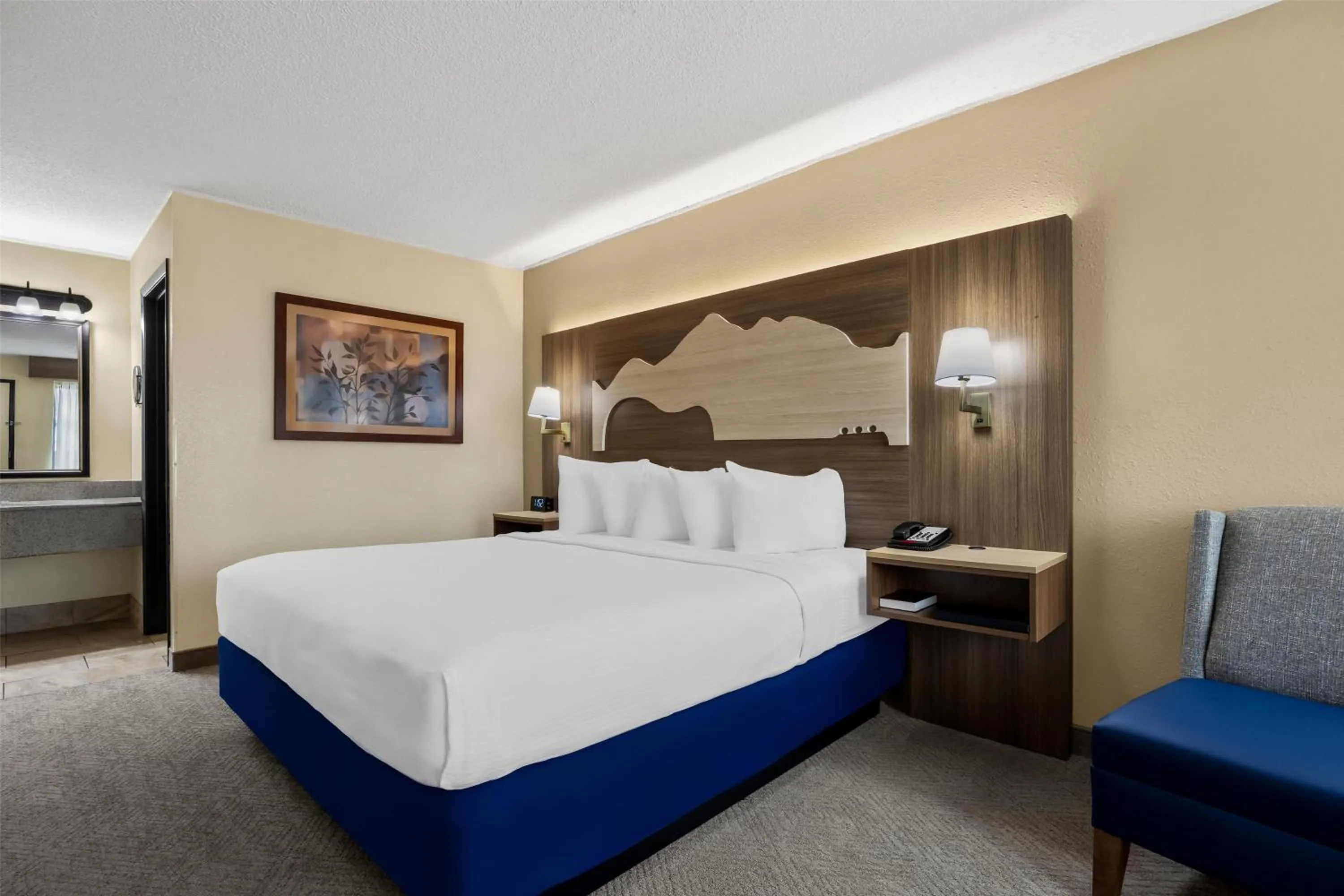 Bedroom, Bed in Best Western Center Pointe Inn