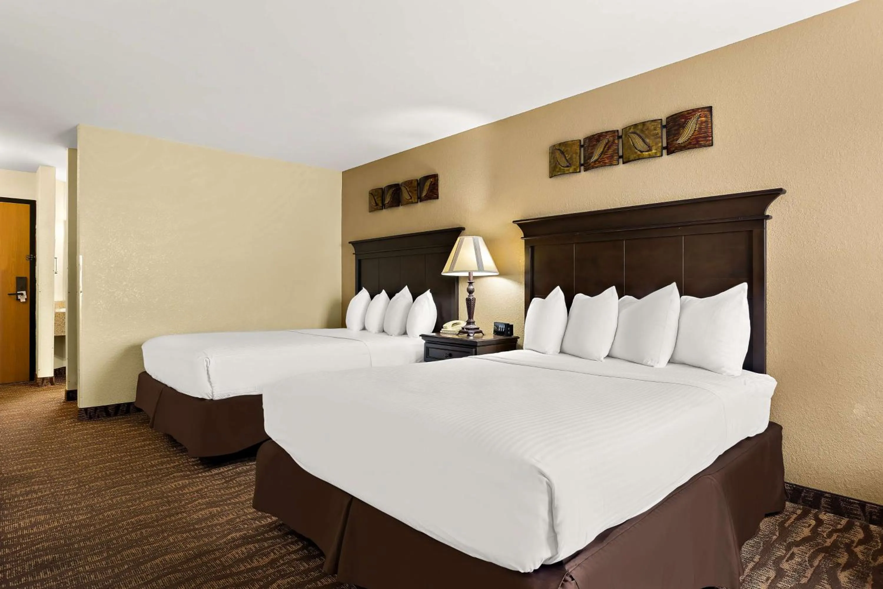 Bedroom, Bed in Best Western Center Pointe Inn