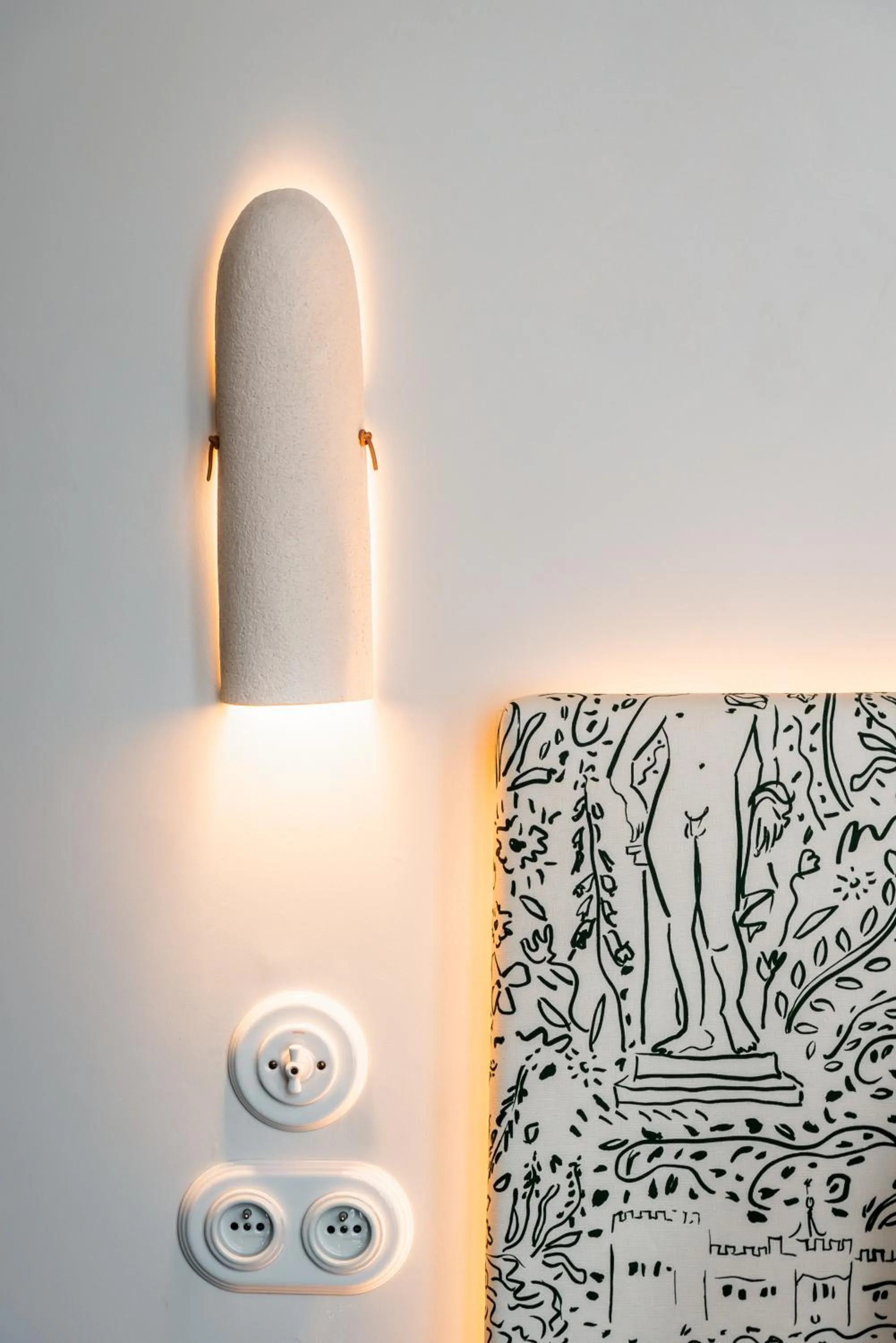 Decorative detail in Kraft Hotel