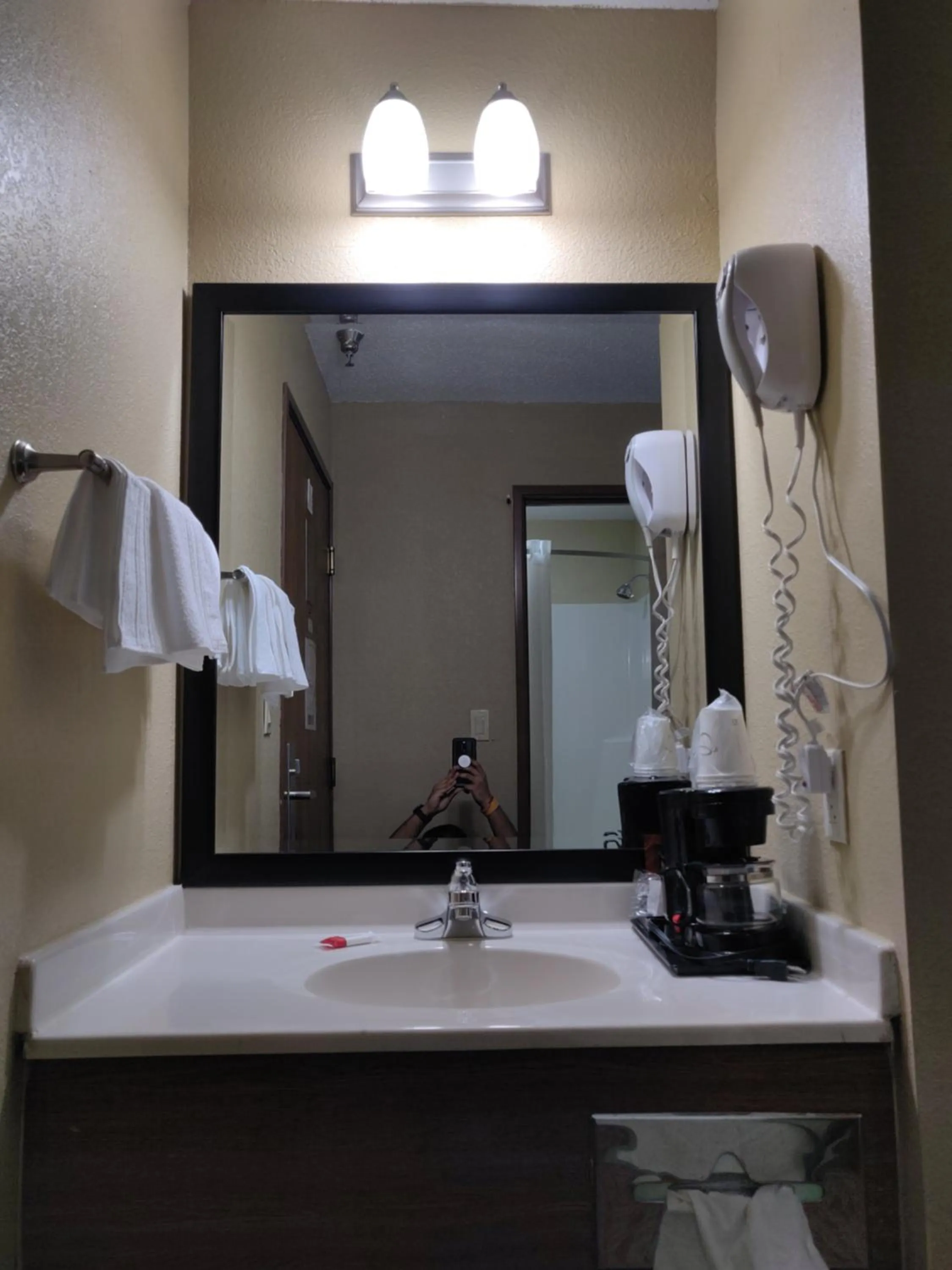 Super 8 by Wyndham DeKalb IL