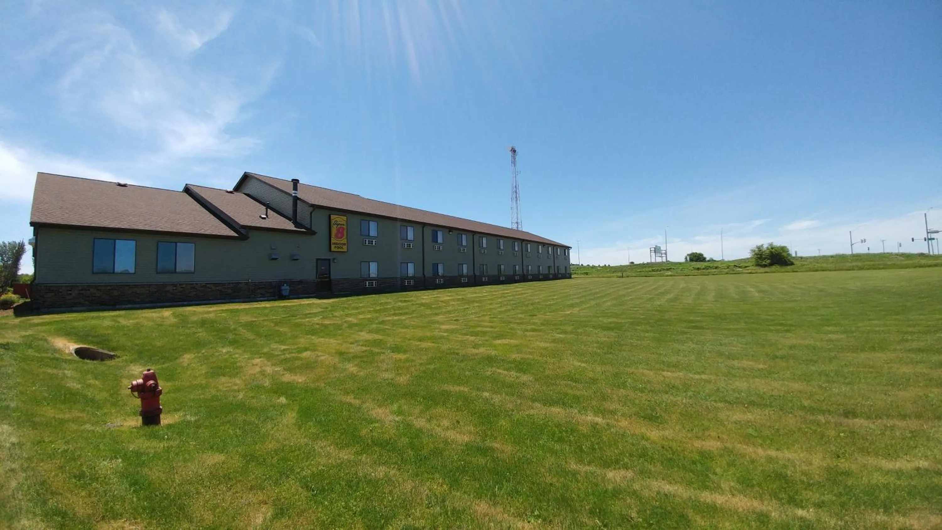 Natural landscape in Super 8 by Wyndham DeKalb IL