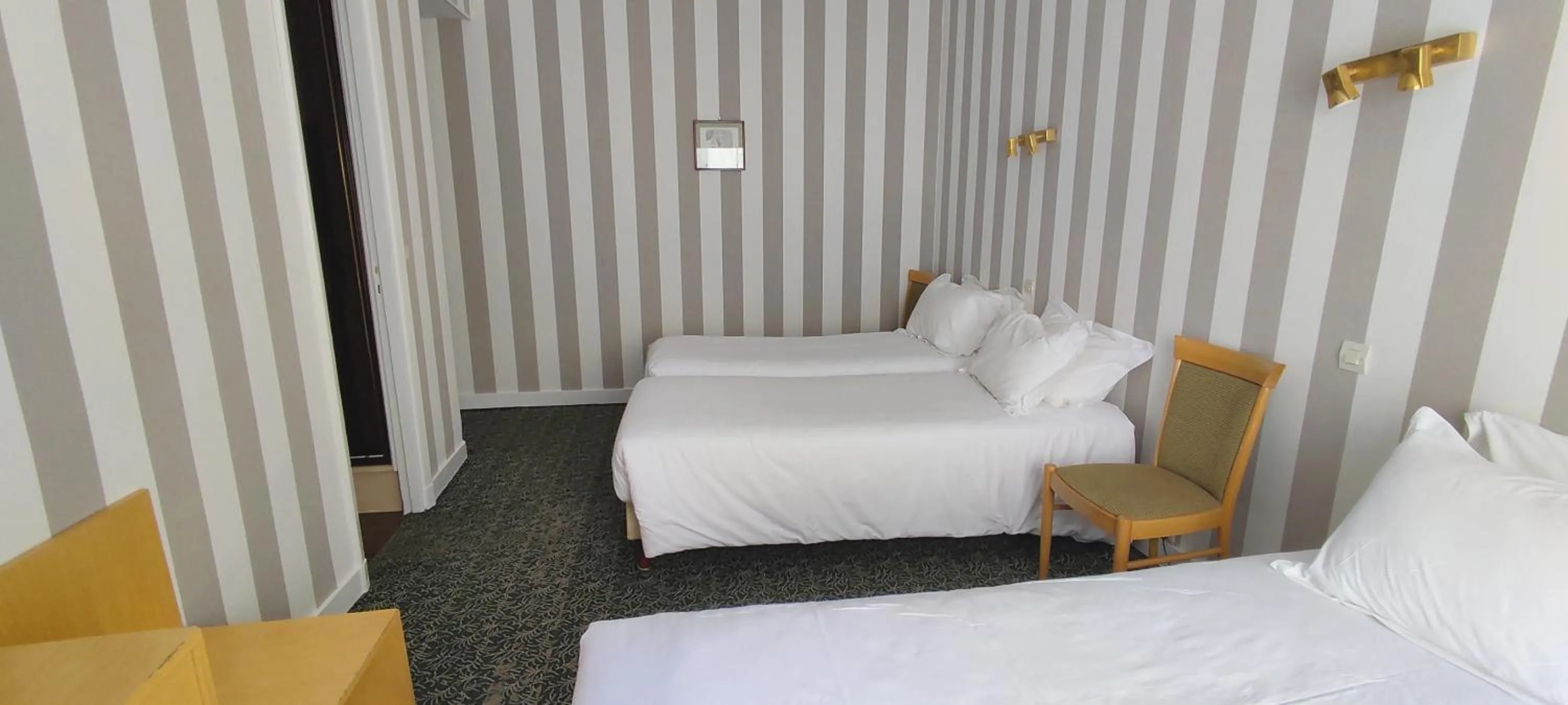 Bed in Grand Hôtel du Havre