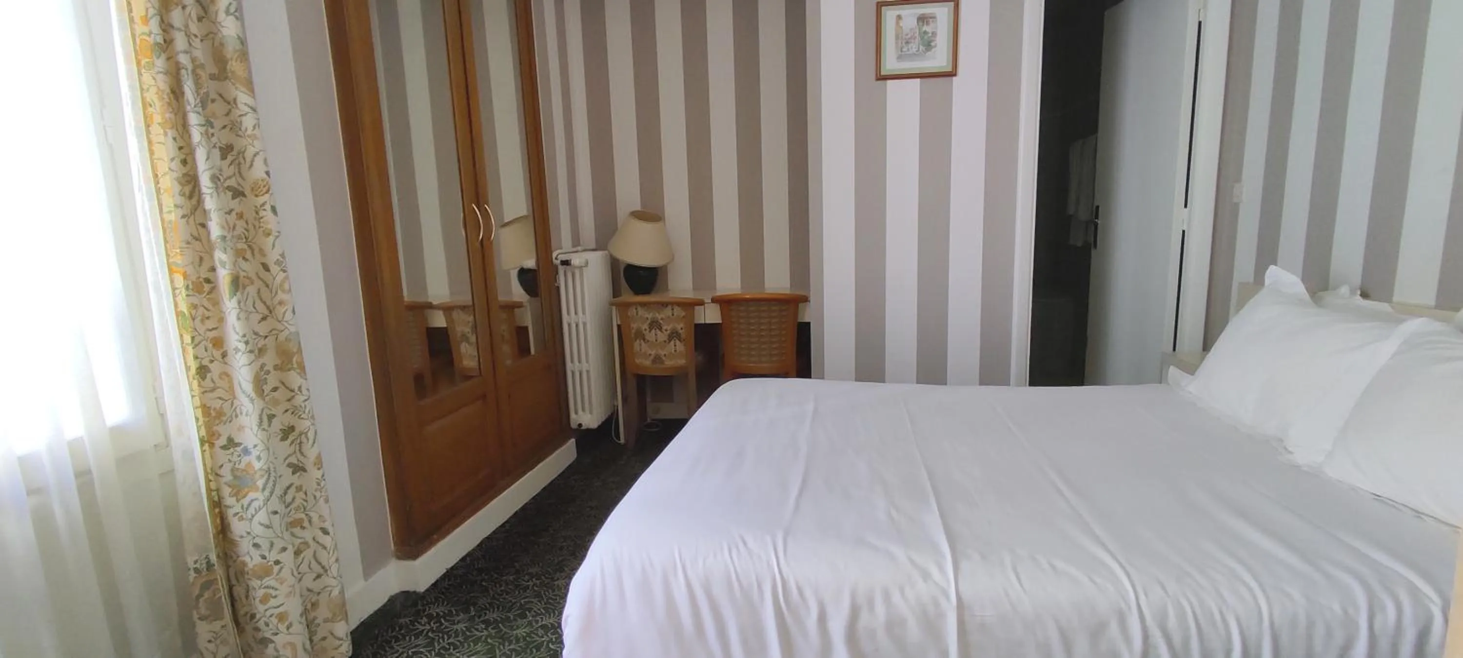 Bed in Grand Hôtel du Havre