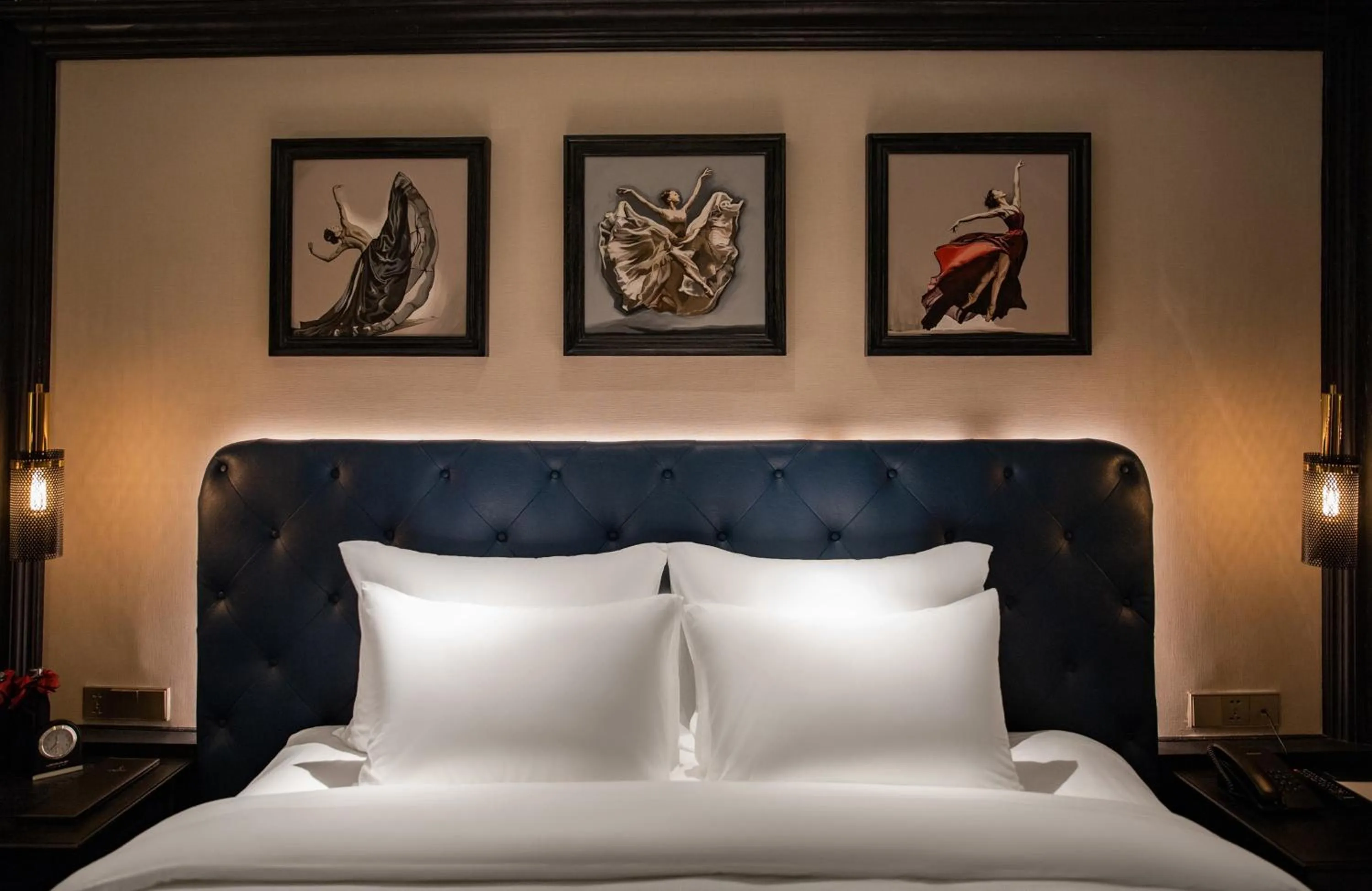 Bed in La Sinfonía del Rey Hotel & Spa