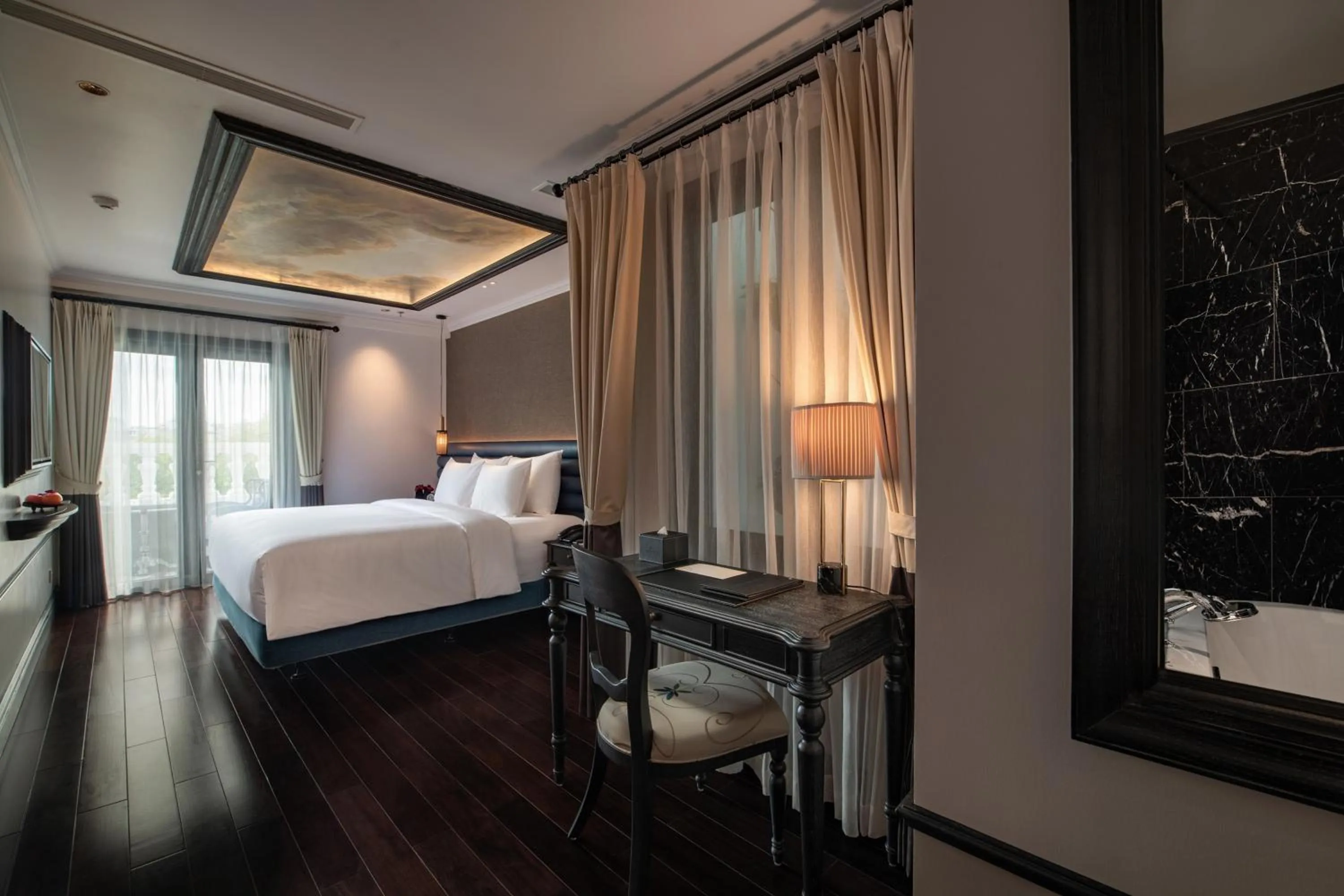 Bed in La Sinfonía del Rey Hotel & Spa