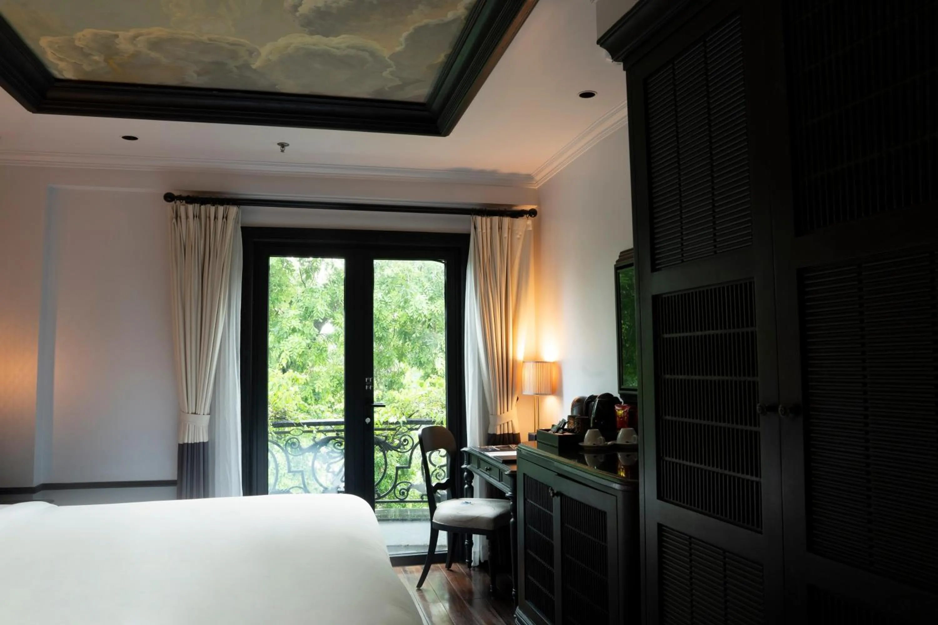 View (from property/room), Bed in La Sinfonía del Rey Hotel & Spa