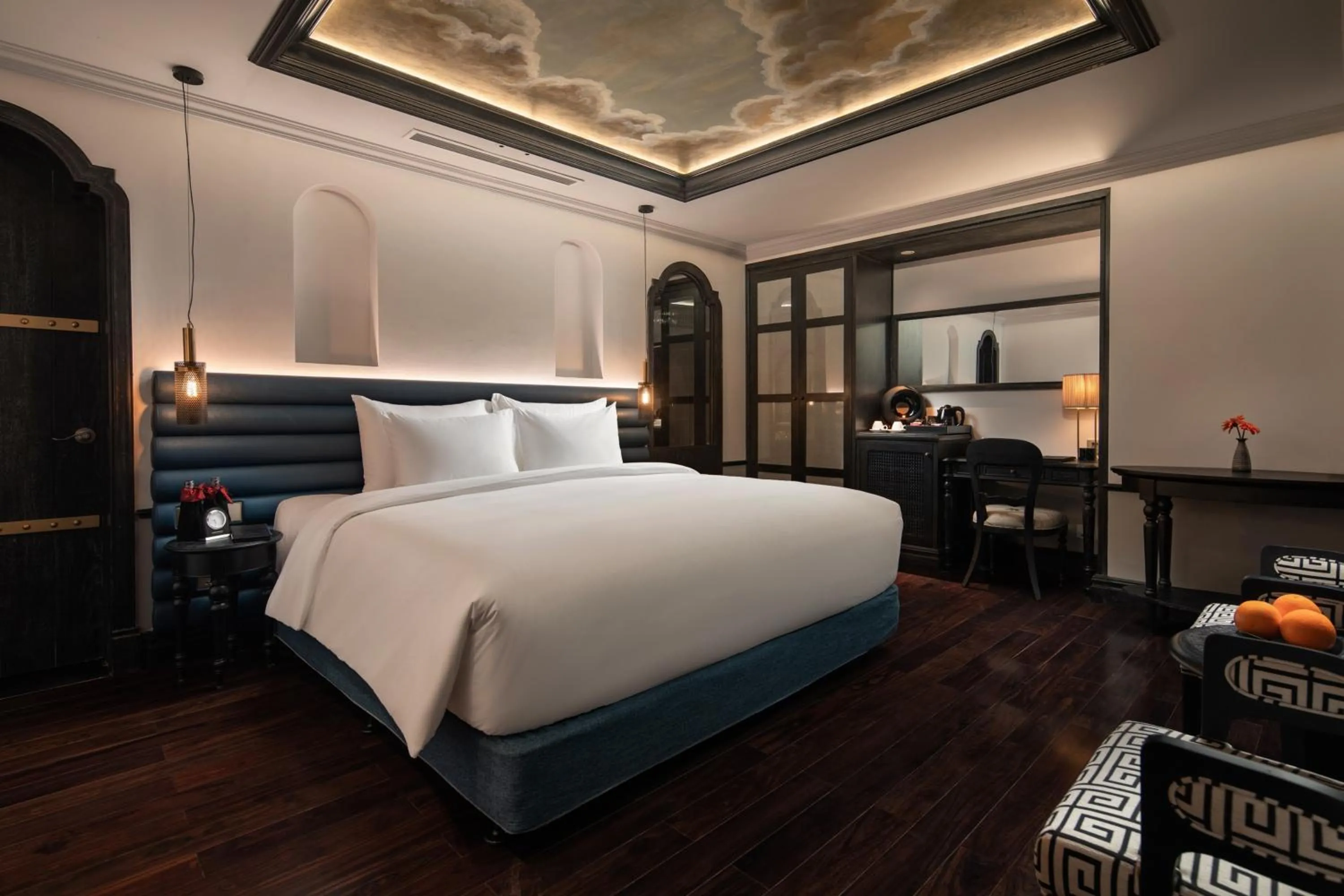 Bed in La Sinfonía del Rey Hotel & Spa